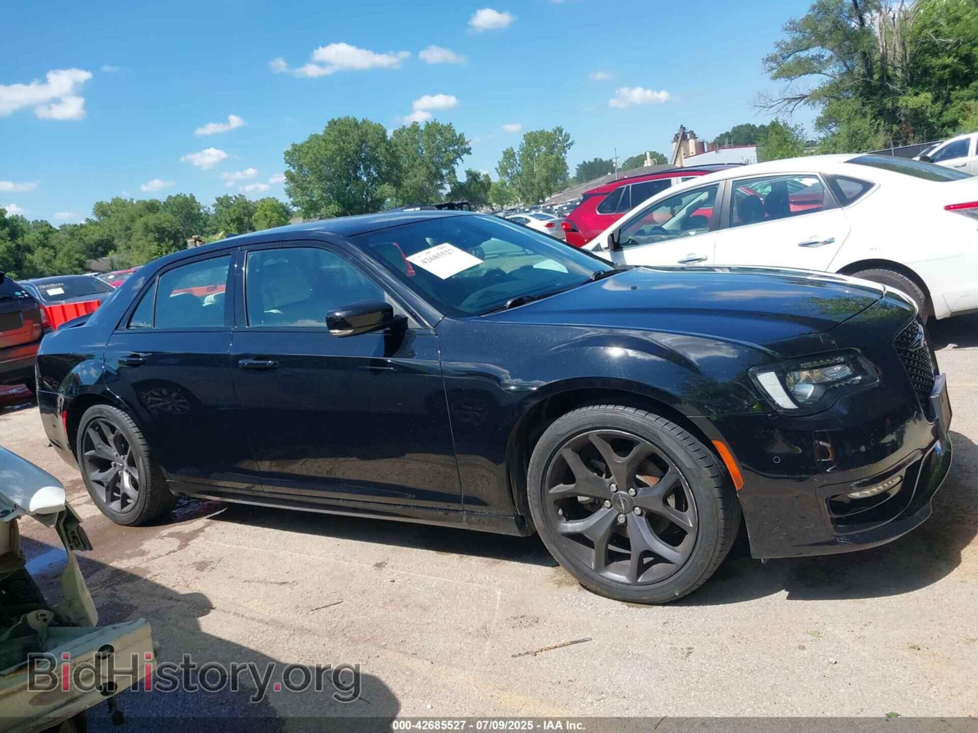 2021 CHRYSLER 300 - VIN: 2C3CCABG6MH660747 - Фото 13