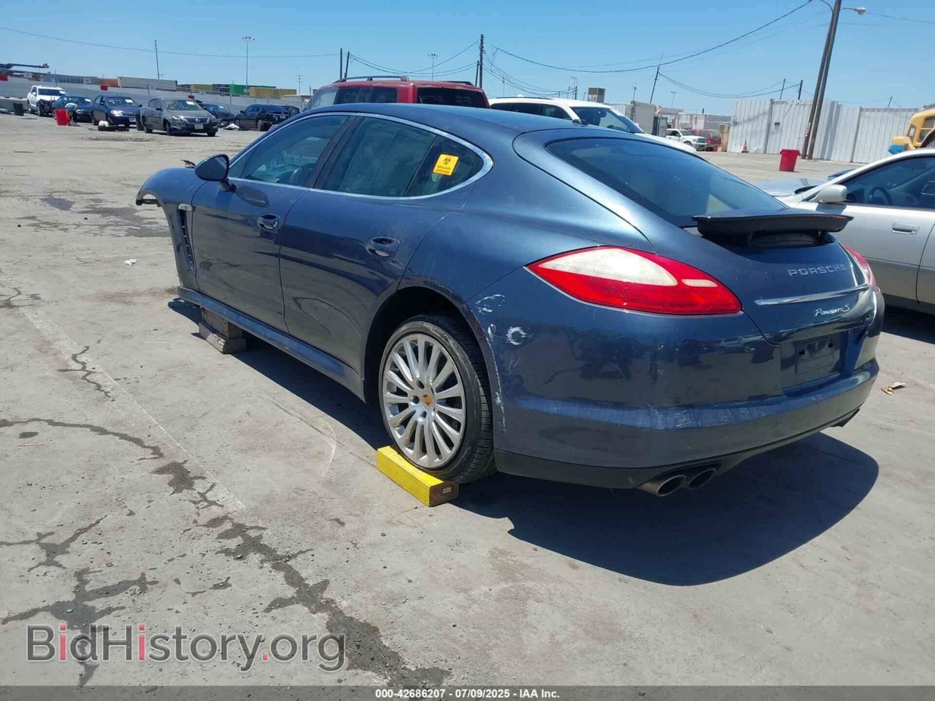 2010 PORSCHE PANAMERA - VIN: WP0AB2A76AL061570 - Фото 3
