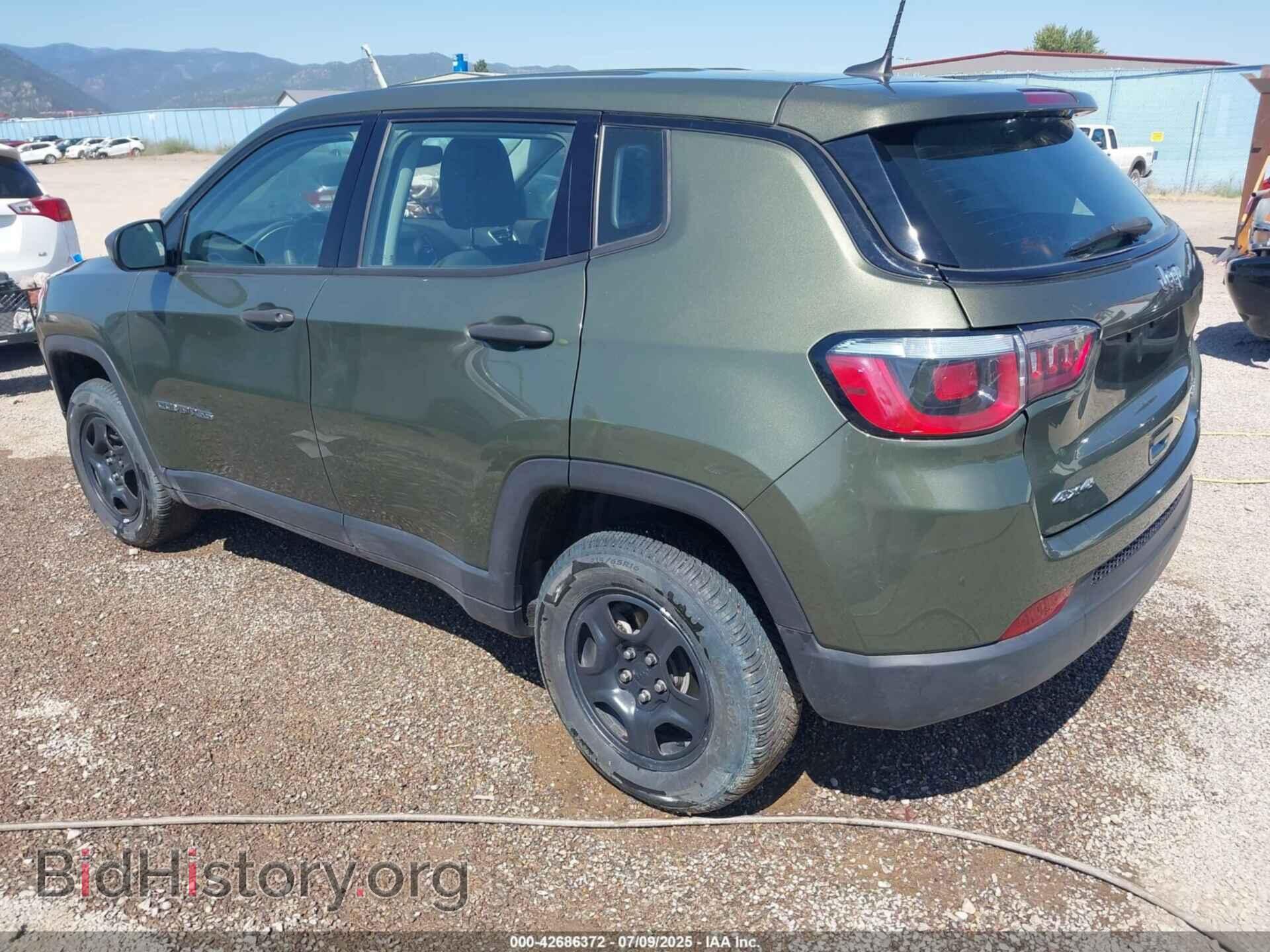 2019 JEEP COMPASS - VIN: 3C4NJDAB1KT599782 - Фото 3
