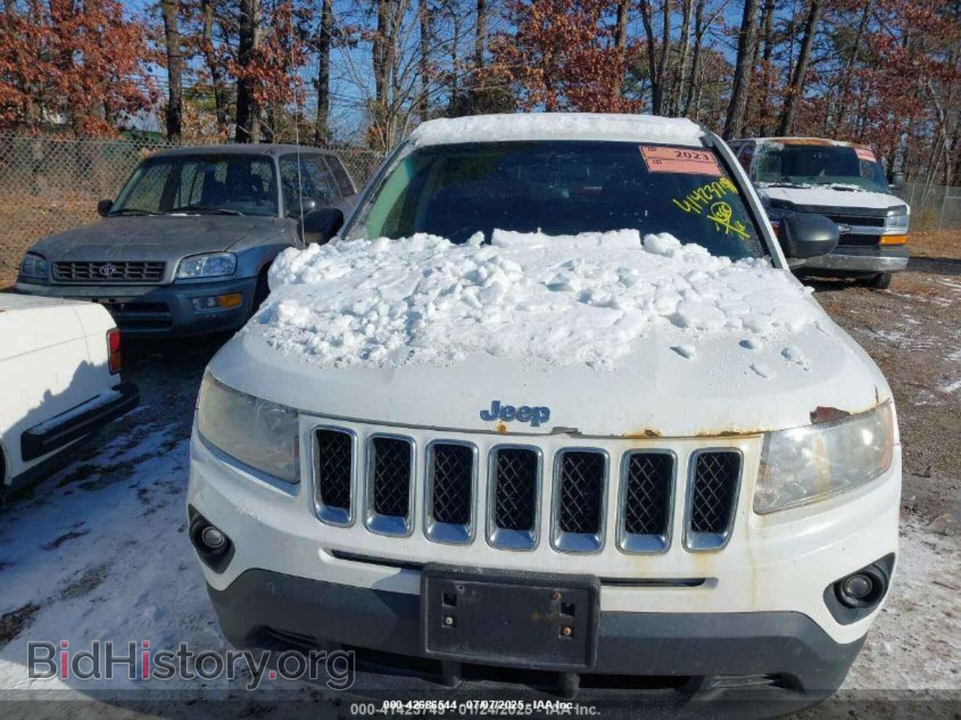 2011 JEEP COMPASS - VIN: 1J4NF1FB2BD250509 - Photo 3