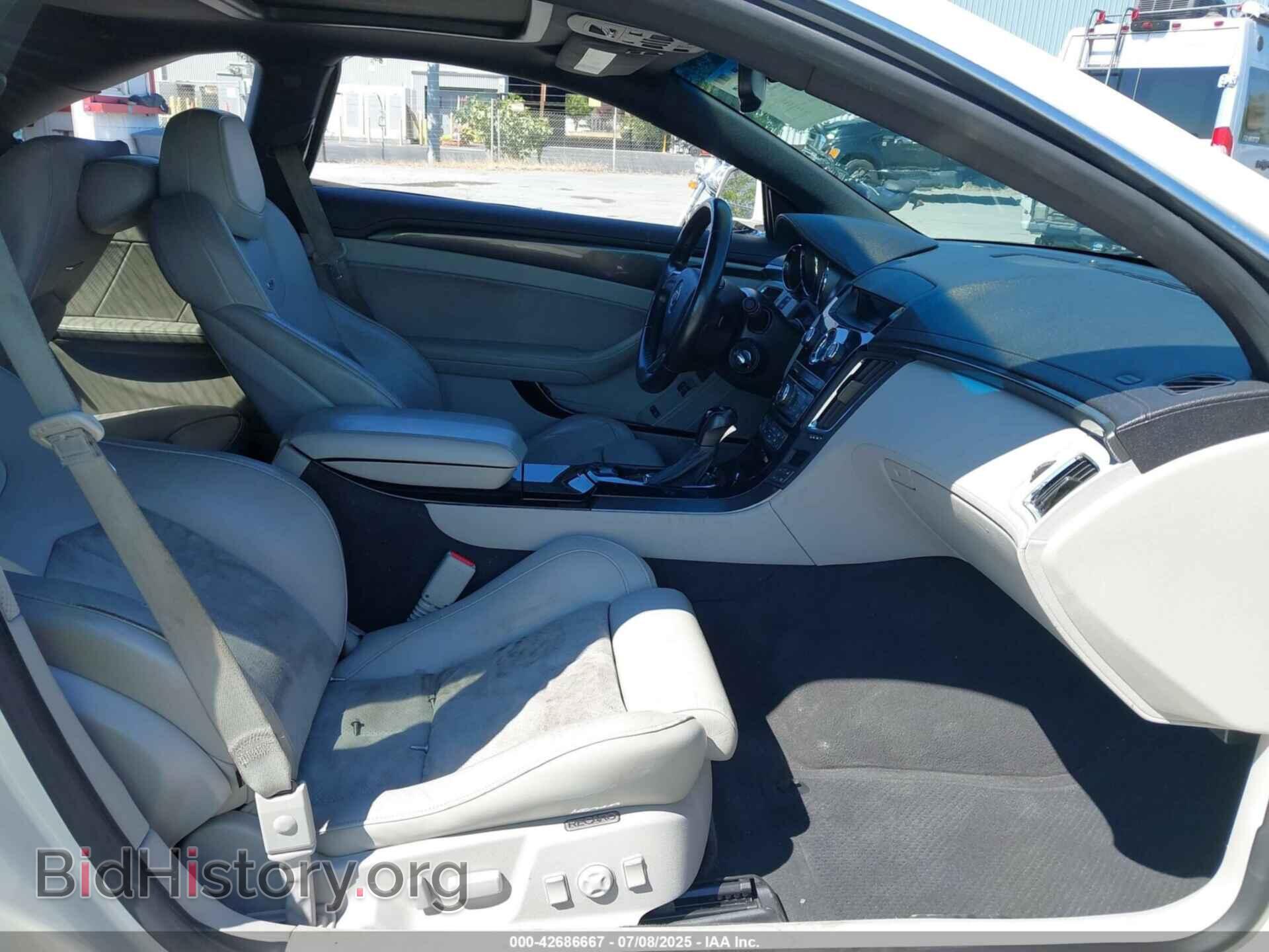 2011 CADILLAC CTS-V - VIN: 1G6DV1EP9B0160057 - Фото 5