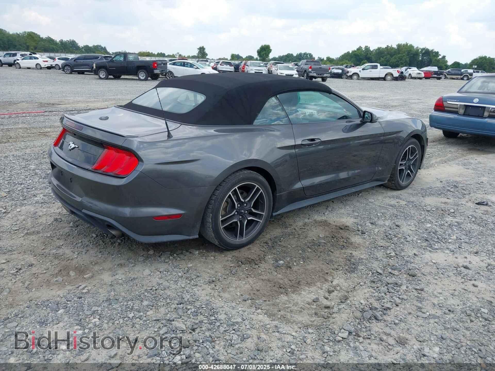 2018 FORD MUSTANG - VIN: 1FATP8UH0J5111262 - Фото 4