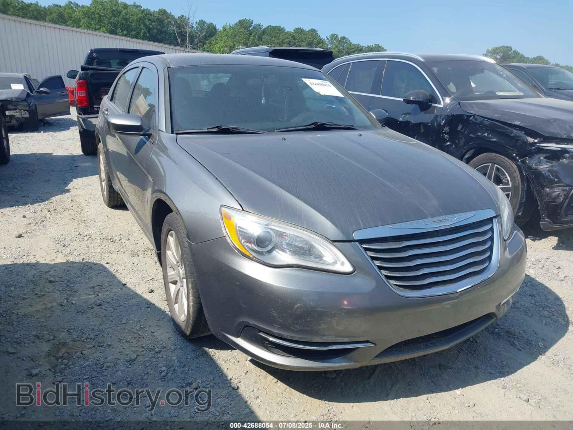 Photo 1C3CCBBB3DN609563 - CHRYSLER 200 2013