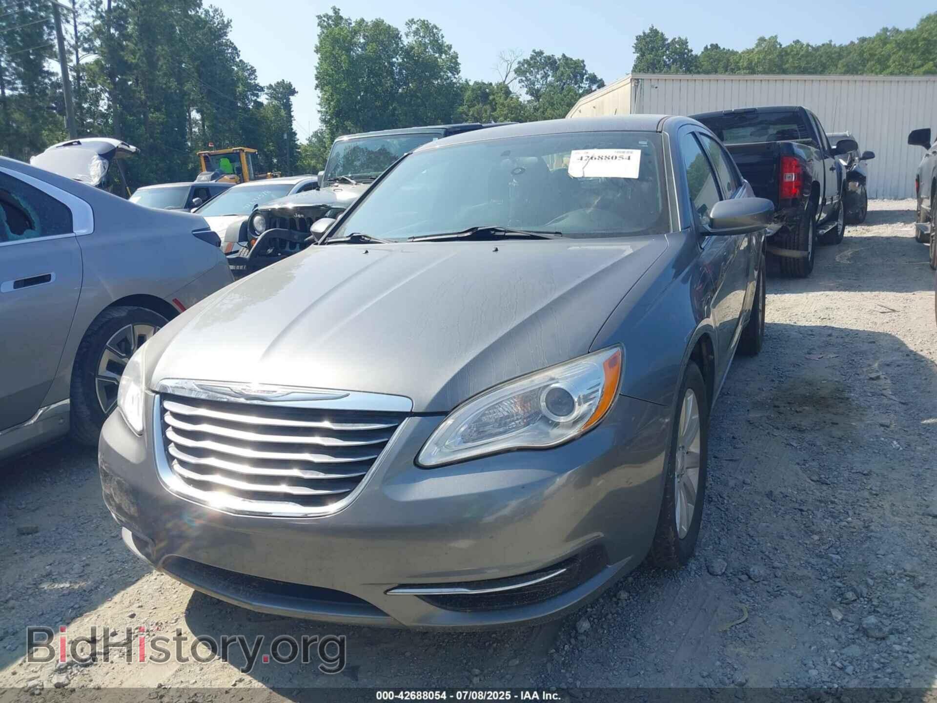 2013 CHRYSLER 200 - VIN: 1C3CCBBB3DN609563 - Photo 2