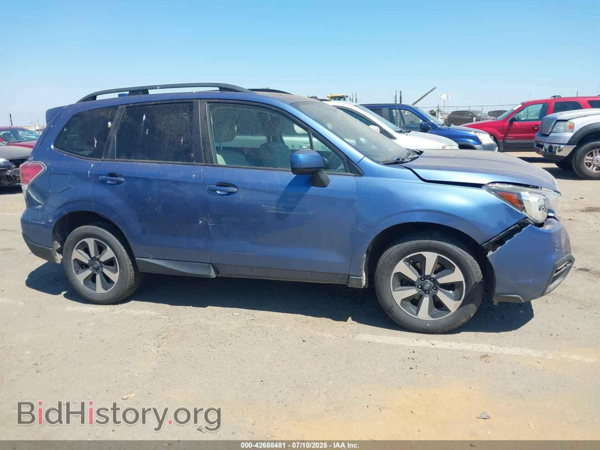 2017 SUBARU FORESTER - VIN: JF2SJAEC8HH406833 - Фото 13