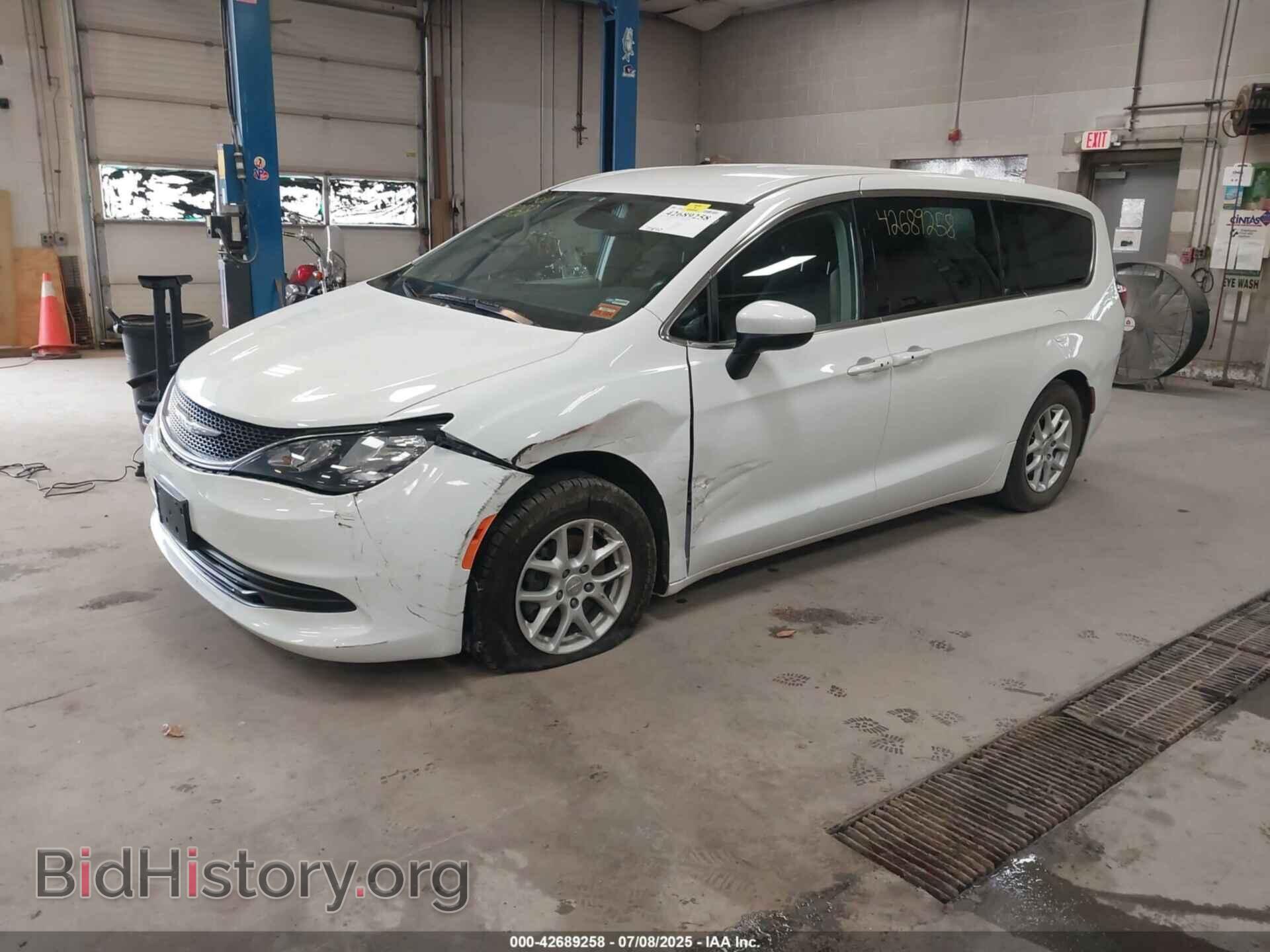 2017 CHRYSLER PACIFICA - VIN: 2C4RC1DG3HR610455 - Photo 2