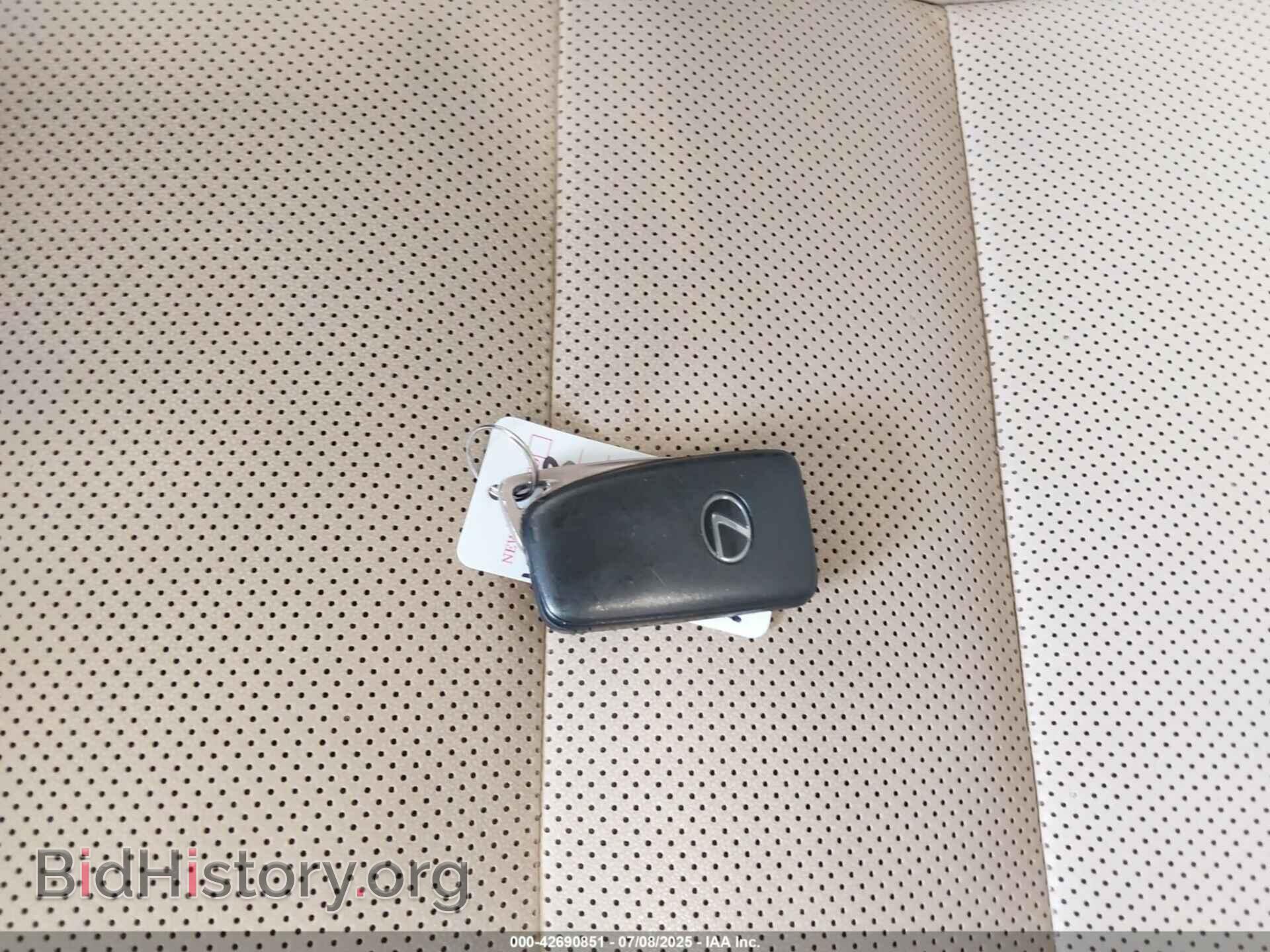2016 LEXUS IS 200T - VIN: JTHBA1D24G5014843 - Фото 11