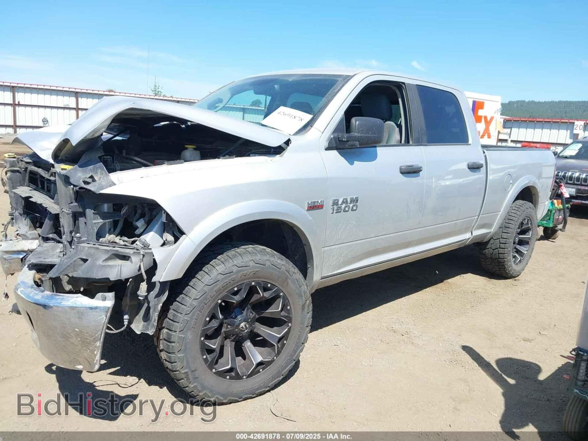 2018 RAM 1500 - VIN: 1C6RR7TT3JS267190 - Фото 2
