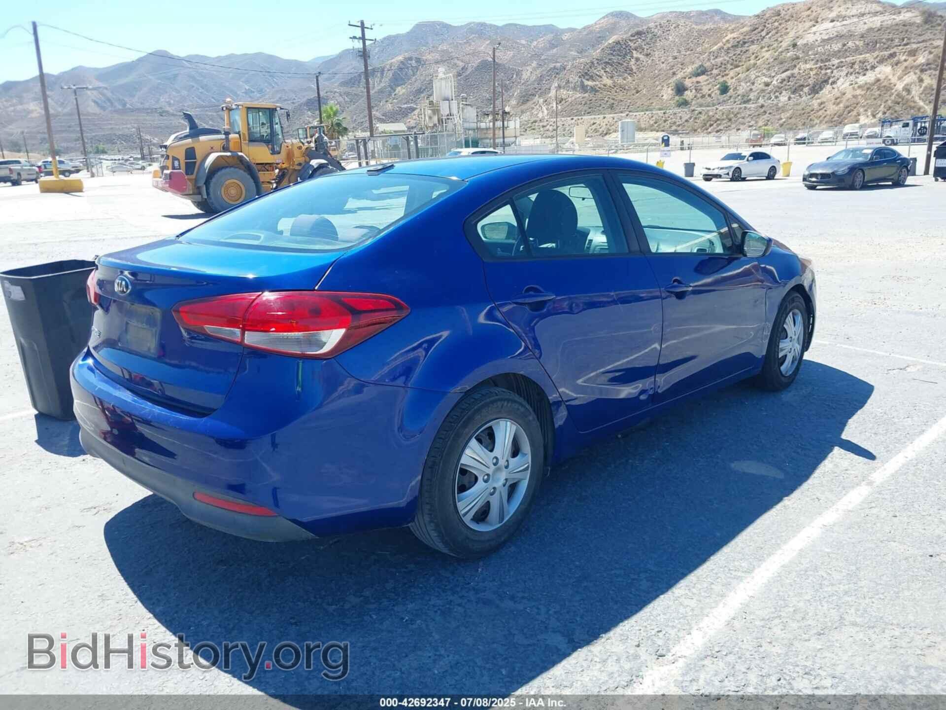2017 KIA FORTE - VIN: 3KPFL4A78HE030208 - Фото 4