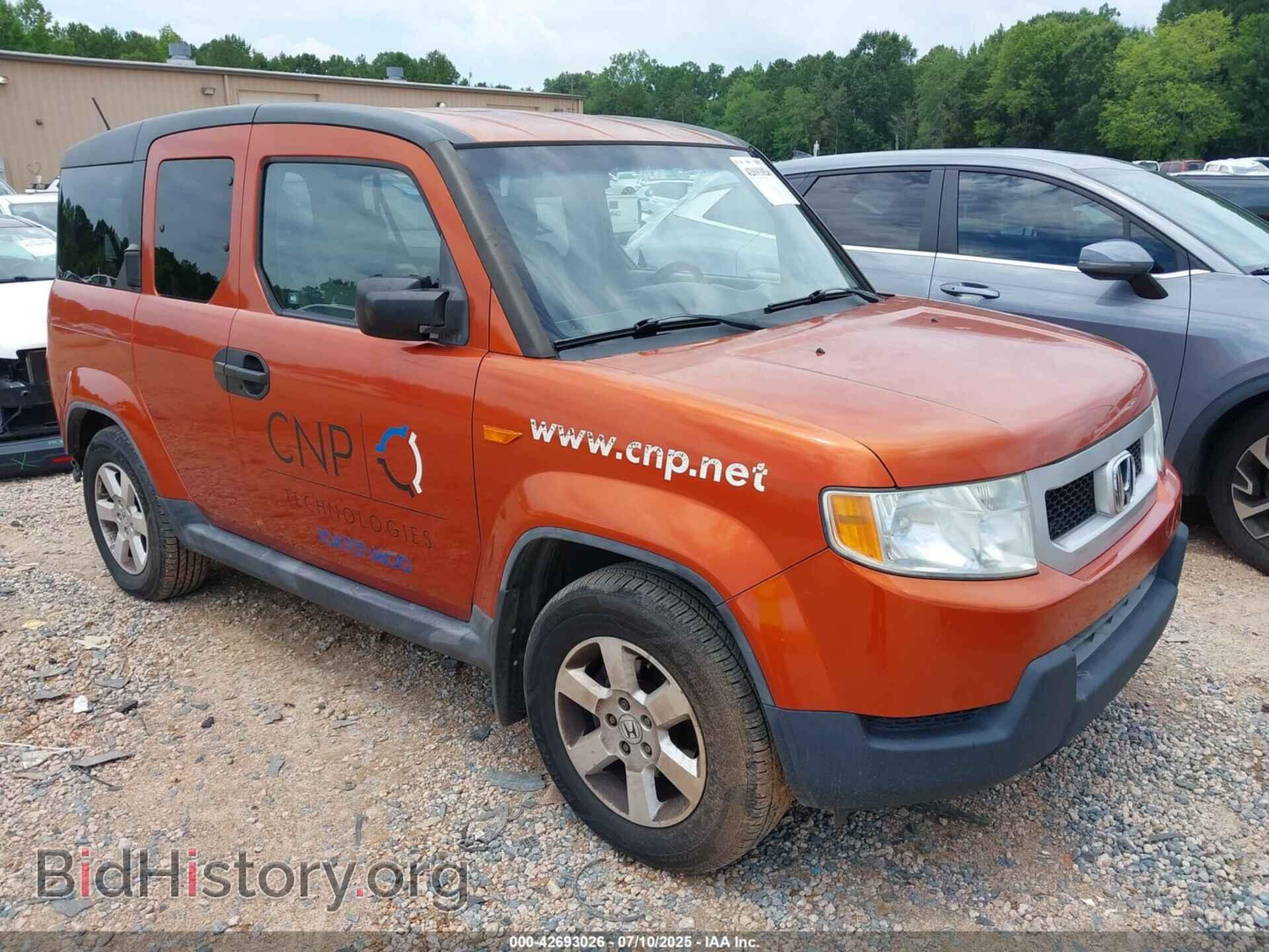 Photo 5J6YH1H75BL002728 - HONDA ELEMENT 2011