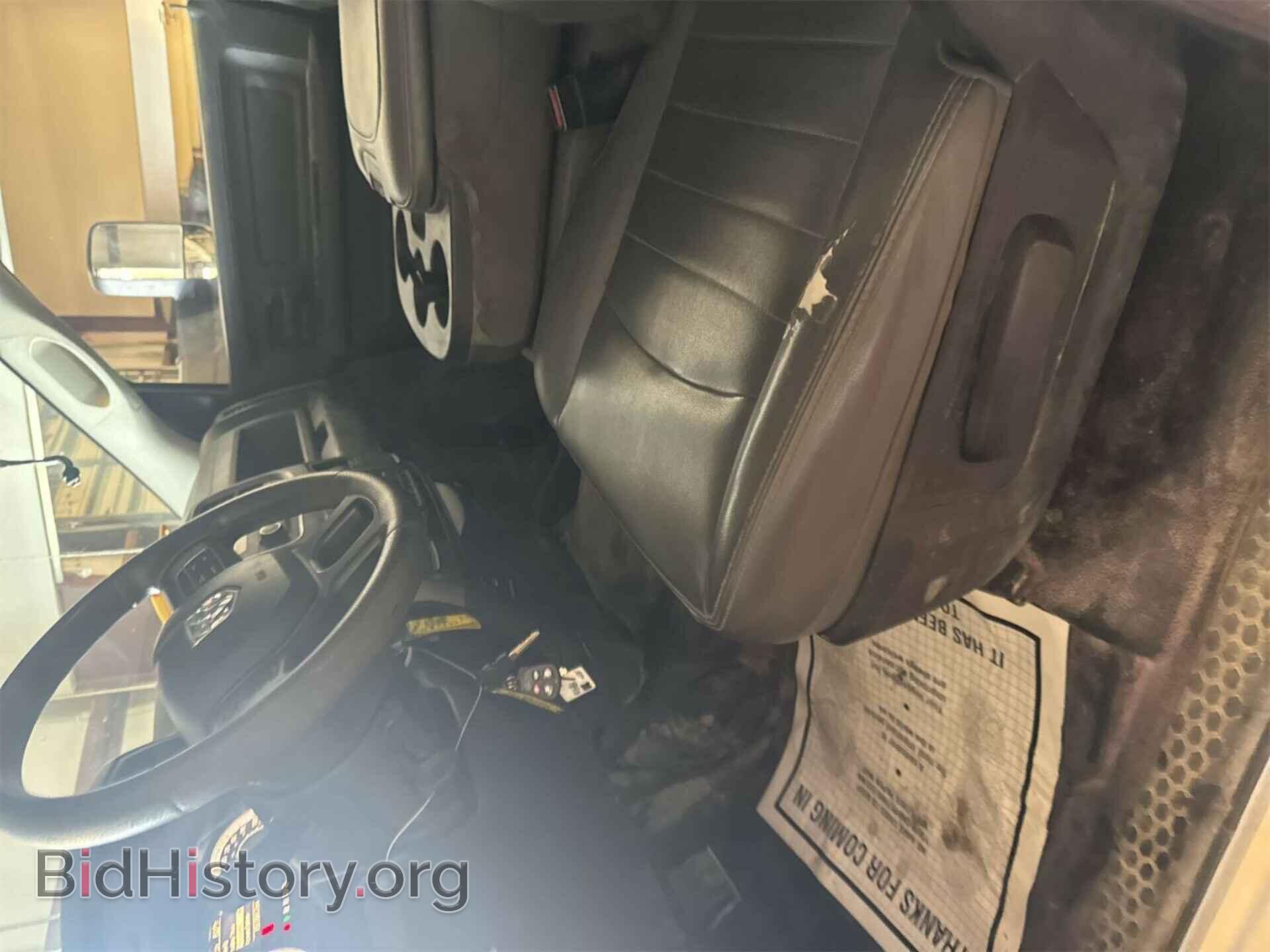 2018 RAM 2500 - VIN: 3C6TR5HT2JG283634 - Photo 3