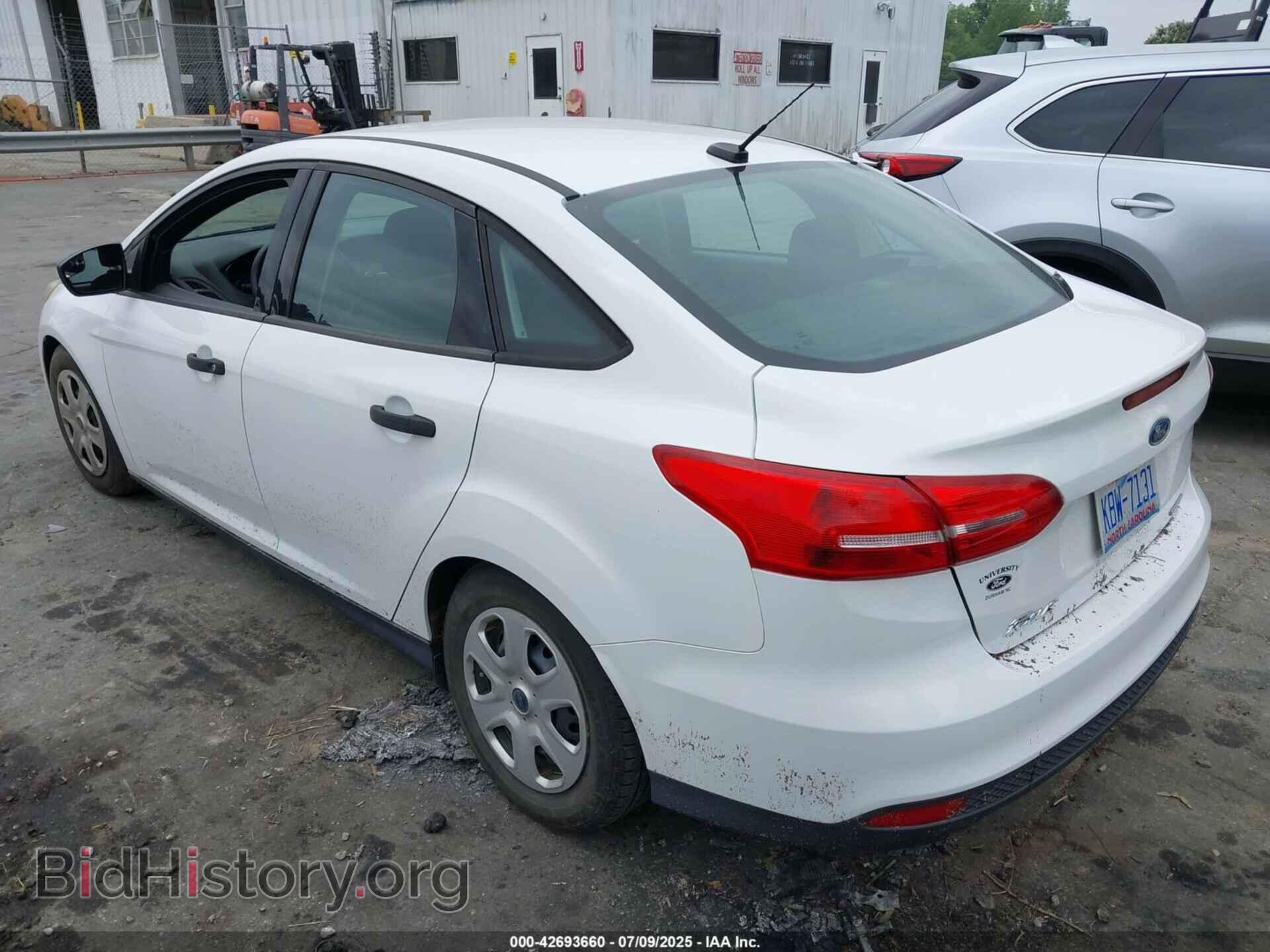 2016 FORD FOCUS - VIN: 1FADP3E26GL356458 - Фото 3