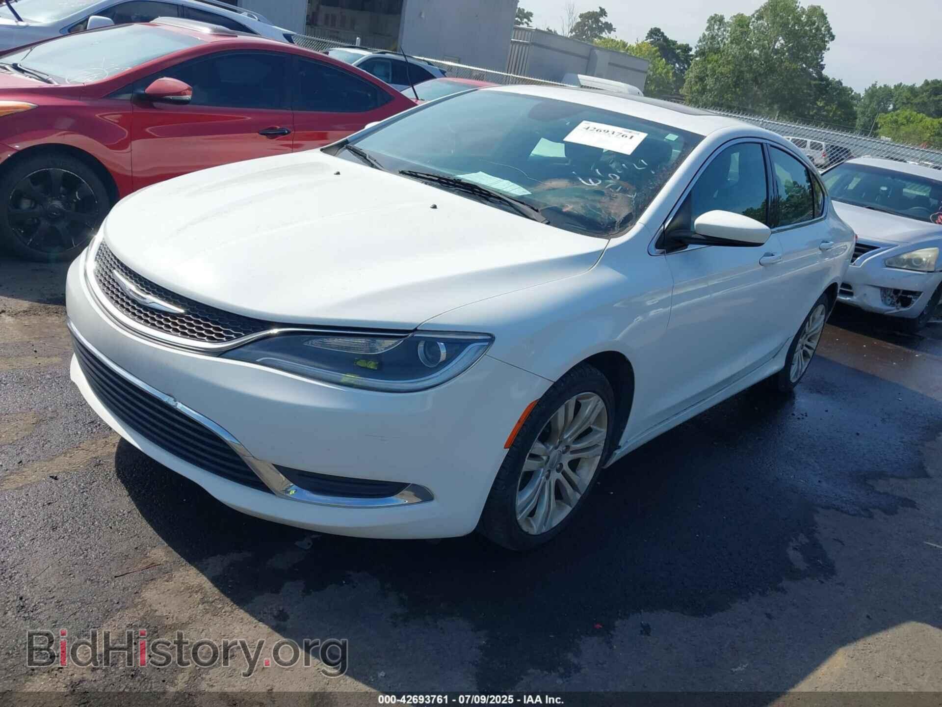2015 CHRYSLER 200 - VIN: 1C3CCCAB1FN526644 - Фото 2