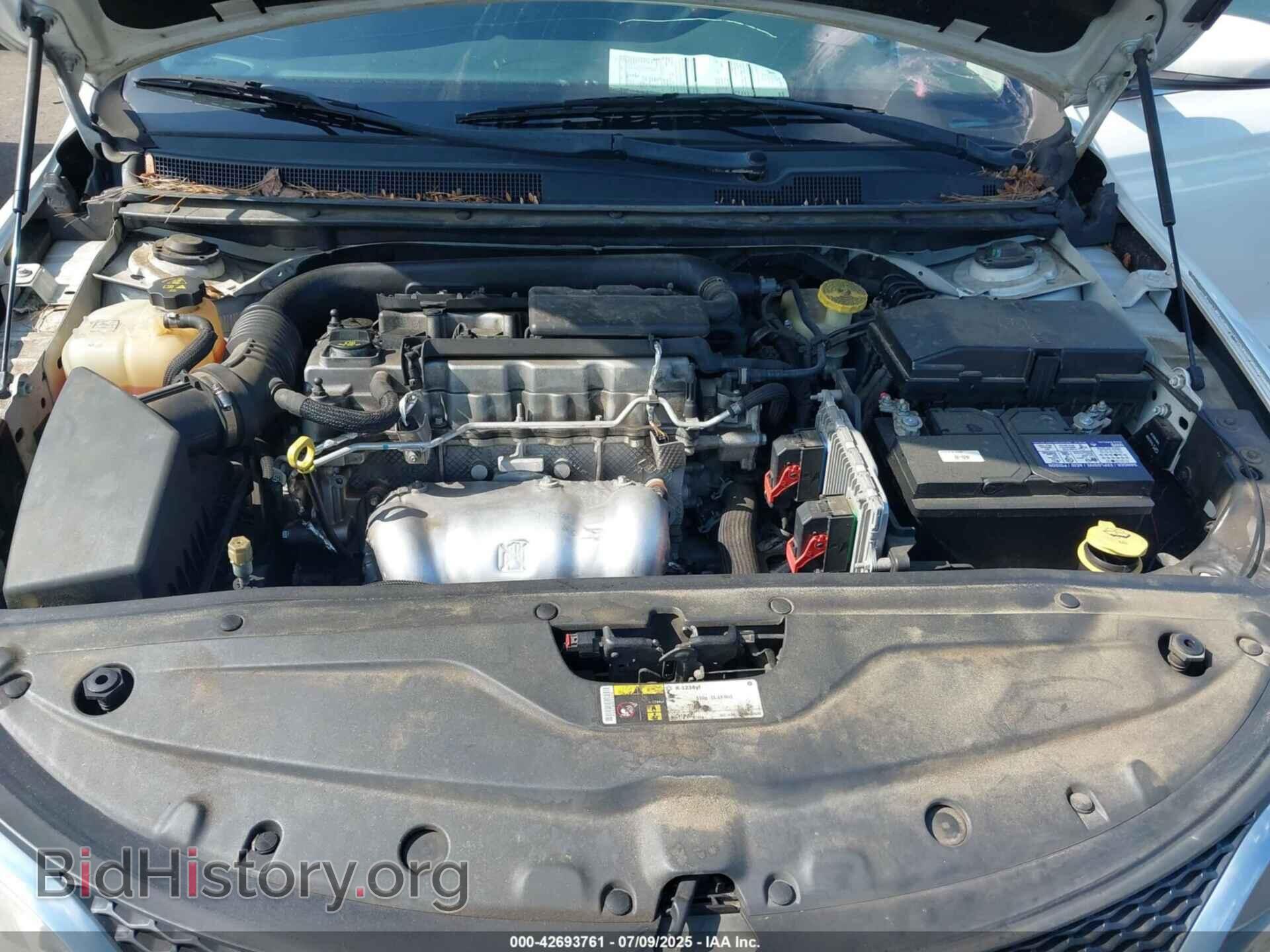 2015 CHRYSLER 200 - VIN: 1C3CCCAB1FN526644 - Фото 10