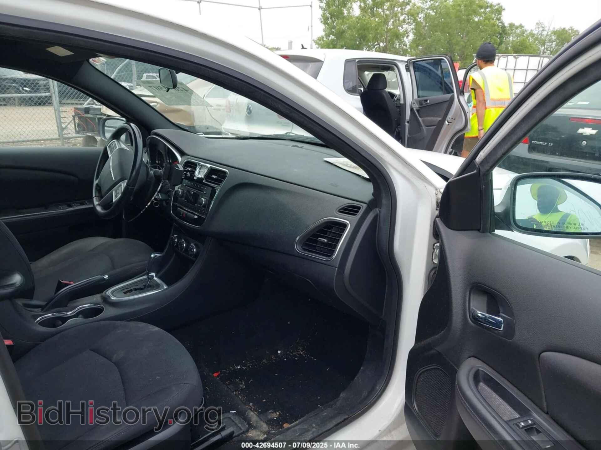 2013 CHRYSLER 200 - VIN: 1C3CCBBB8DN601605 - Фото 5