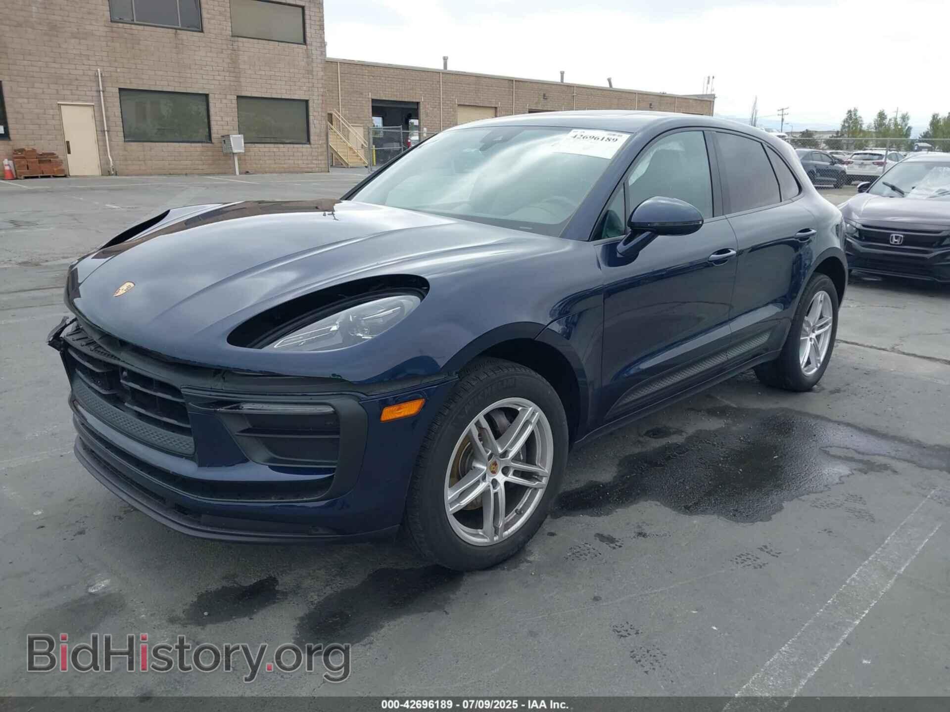 2023 PORSCHE MACAN - VIN: WP1AA2A52PLB01913 - Photo 2