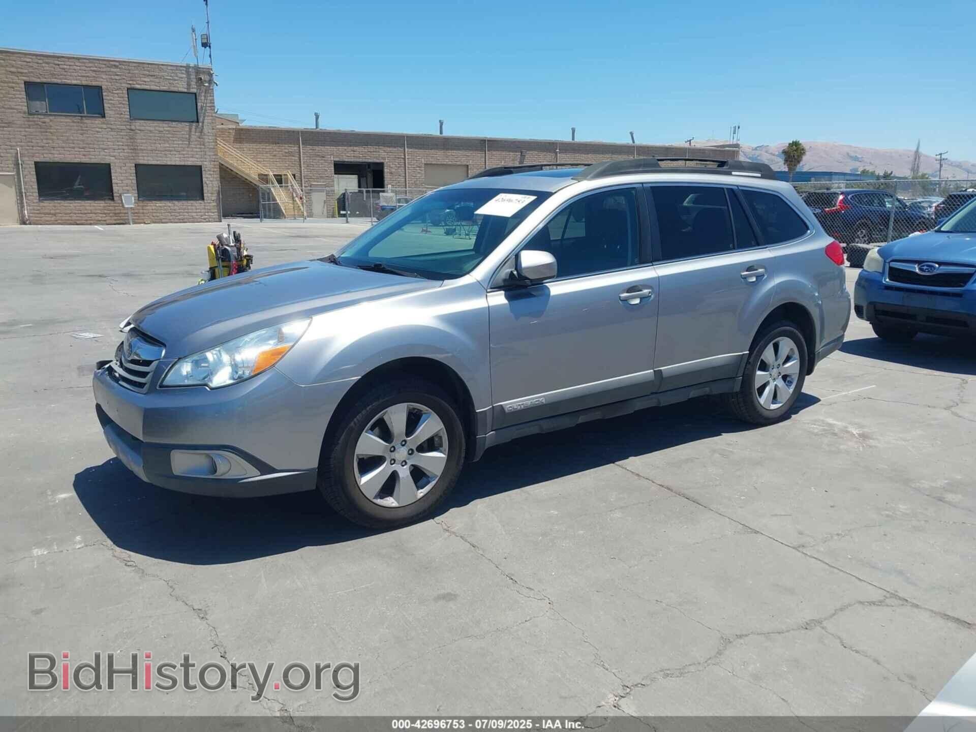 2011 SUBARU OUTBACK - VIN: 4S4BRBLC2B3404687 - Фото 2