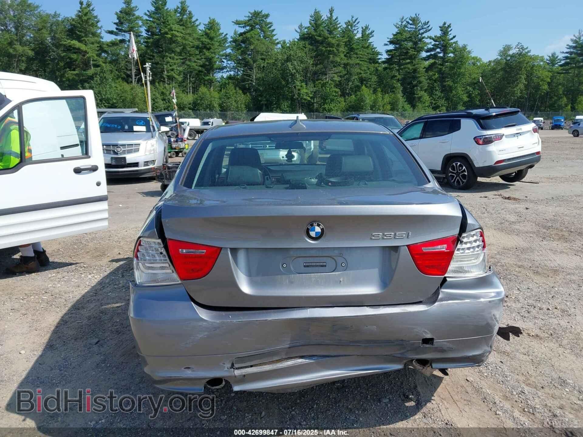 2009 BMW 335I - VIN: WBAPL33529A406879 - Фото 6