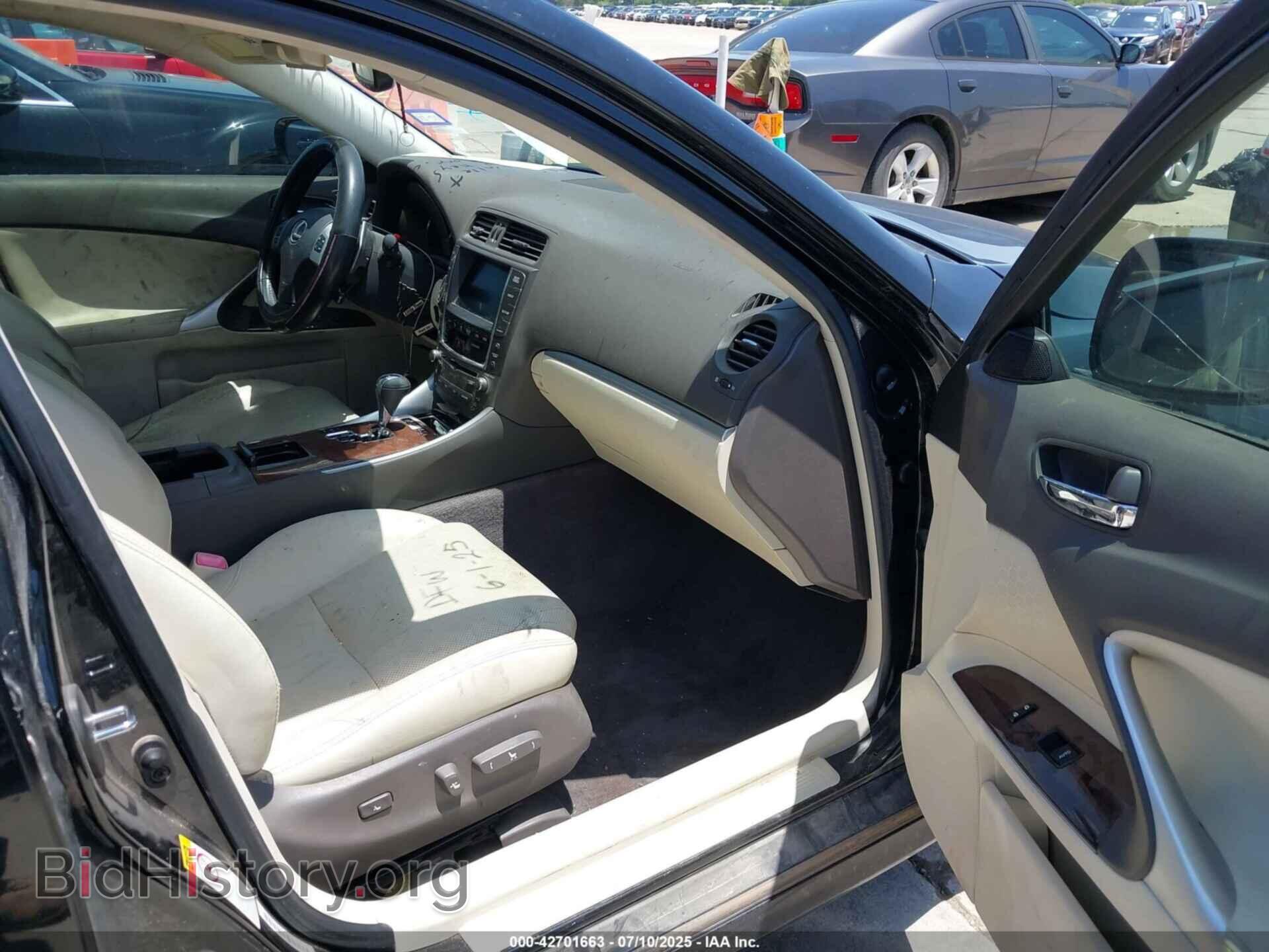2012 LEXUS IS 250 - VIN: JTHBF5C23C5166231 - Photo 5
