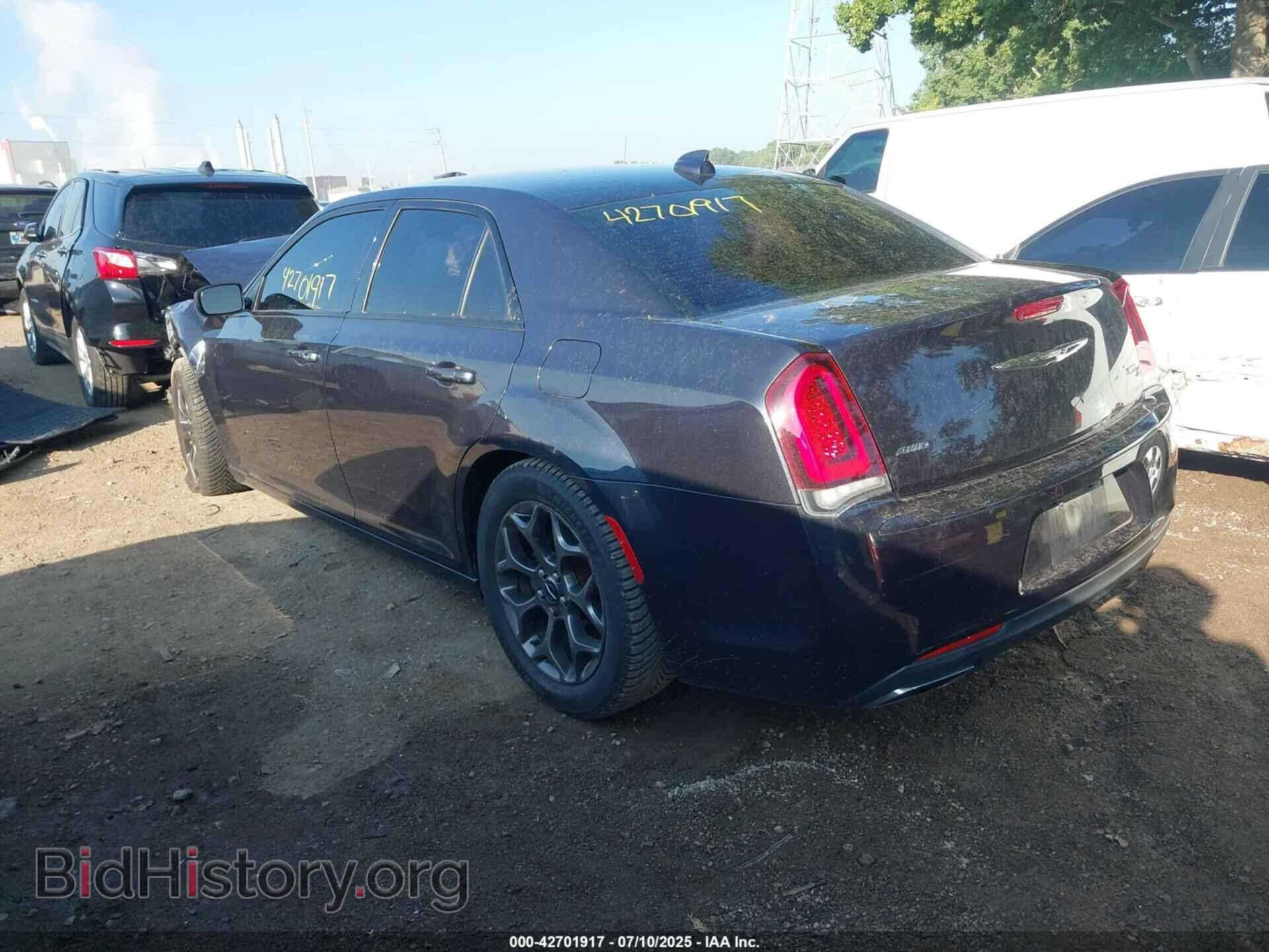 2017 CHRYSLER 300 - VIN: 2C3CCAGG8HH637677 - Фото 3