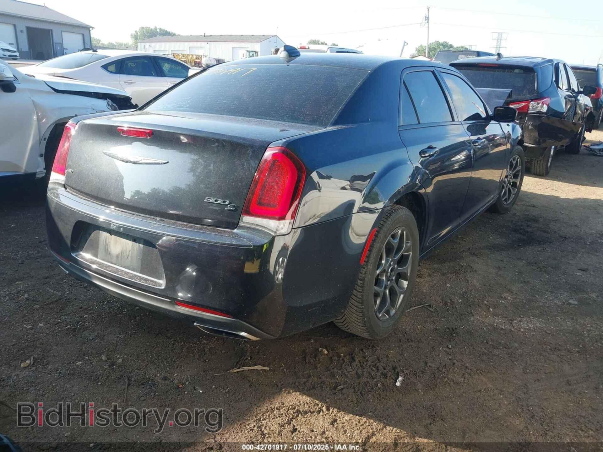 2017 CHRYSLER 300 - VIN: 2C3CCAGG8HH637677 - Фото 4