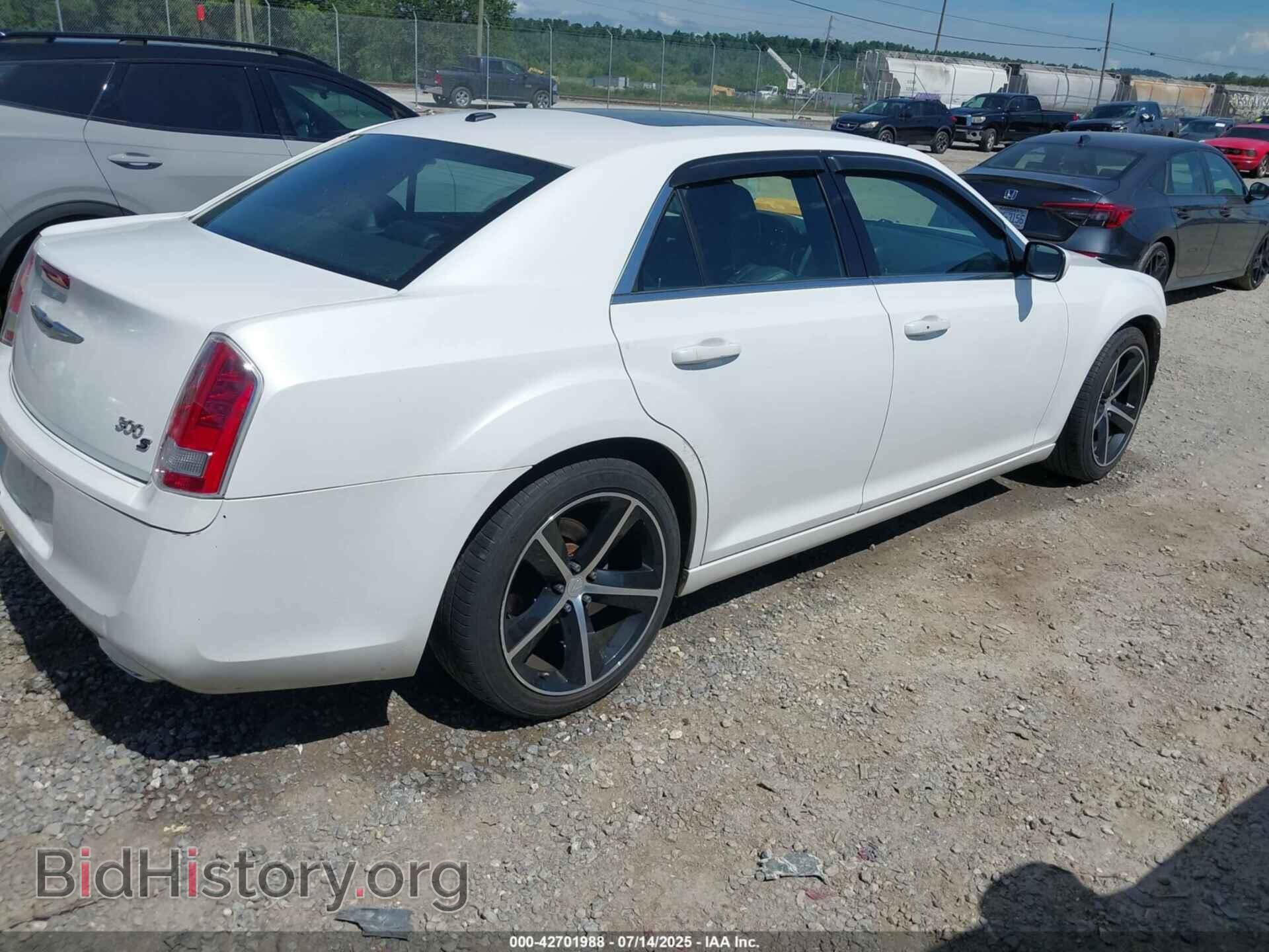 2013 CHRYSLER 300 - VIN: 2C3CCABG3DH682737 - Фото 4
