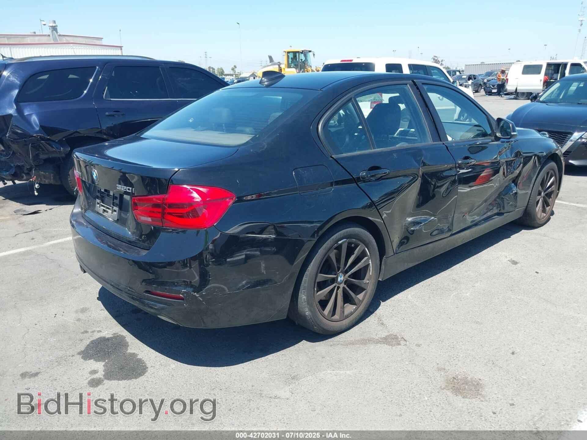 2016 BMW 320I - VIN: WBA8E5G51GNT41856 - Фото 4