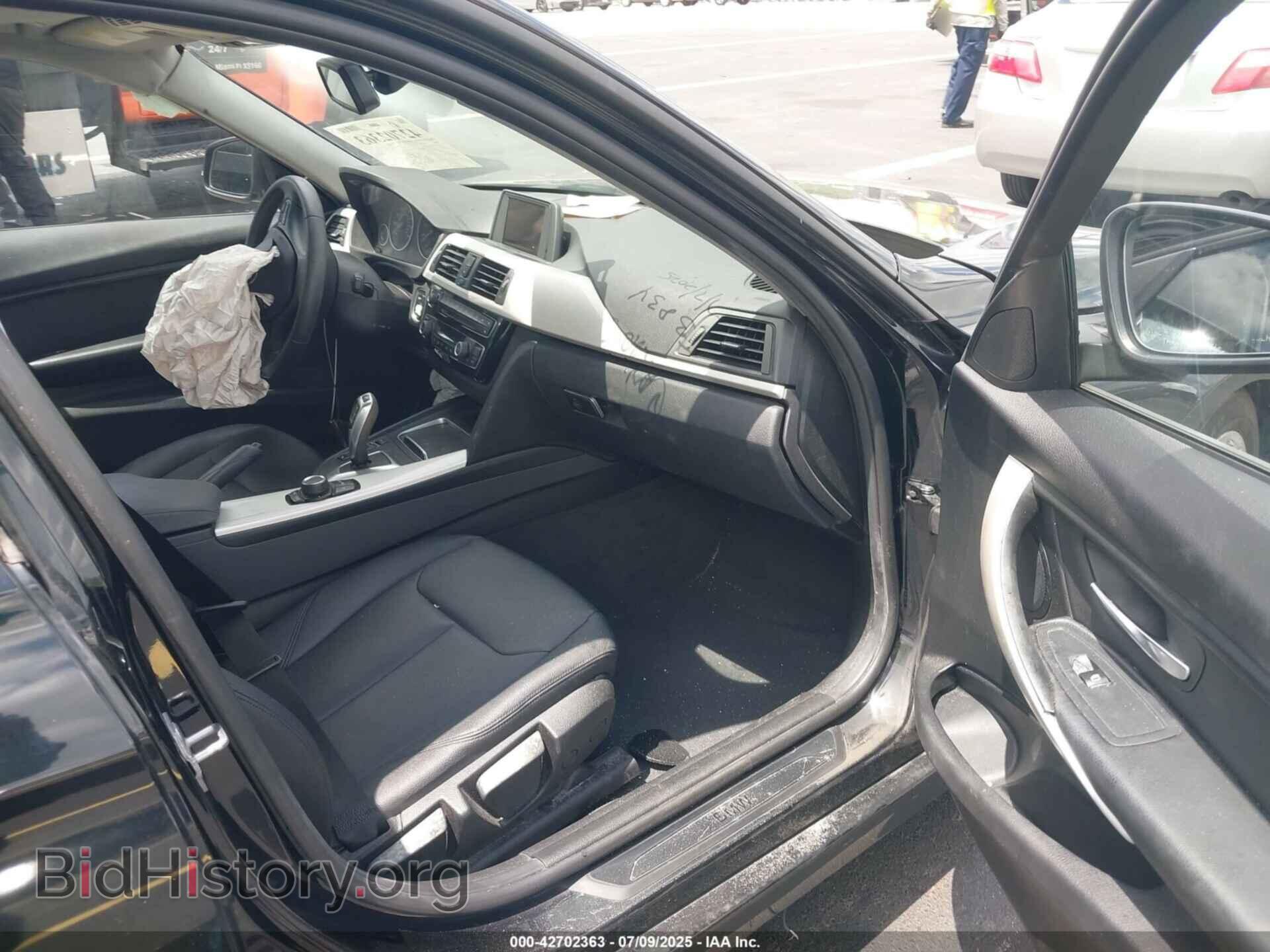 2016 BMW 320I - VIN: WBA8E1G54GNT37681 - Фото 5