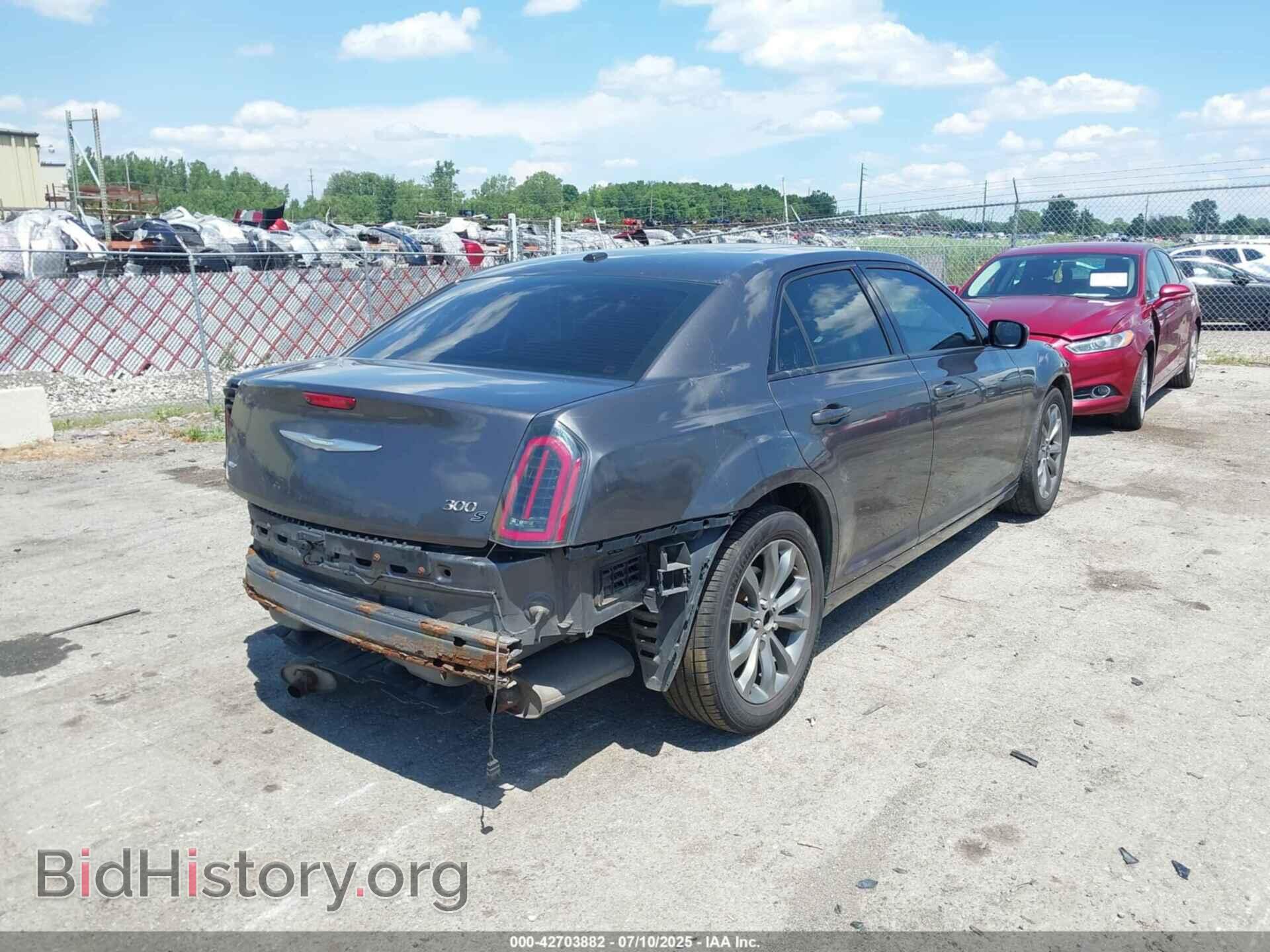 2014 CHRYSLER 300 - VIN: 2C3CCAGG6EH383723 - Фото 4