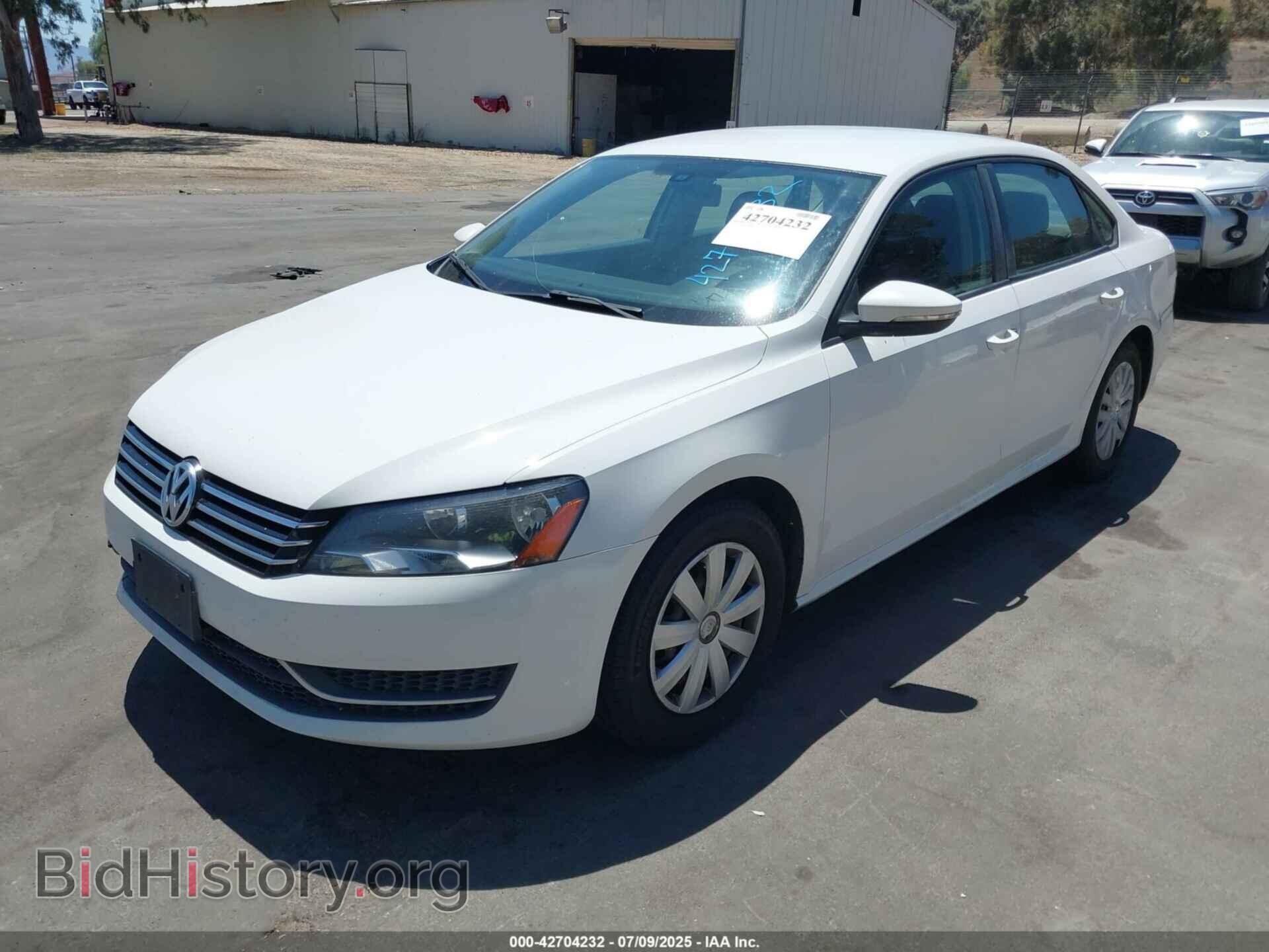 2012 VOLKSWAGEN PASSAT - VIN: 1VWAP7A37CC041663 - Фото 2