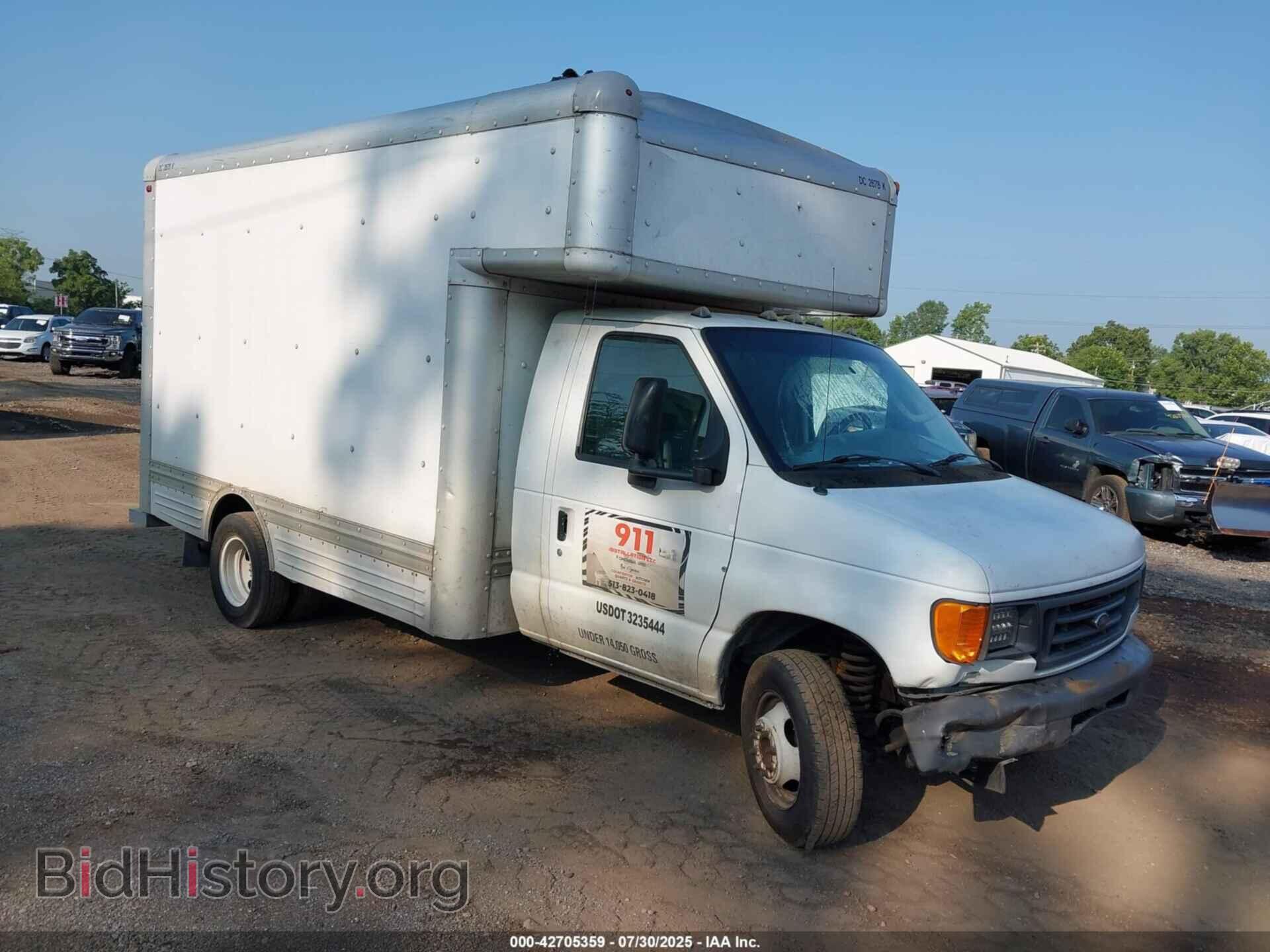 Фотография 1FDXE45S67DB22099 - FORD E-450 CUTAWAY 2007