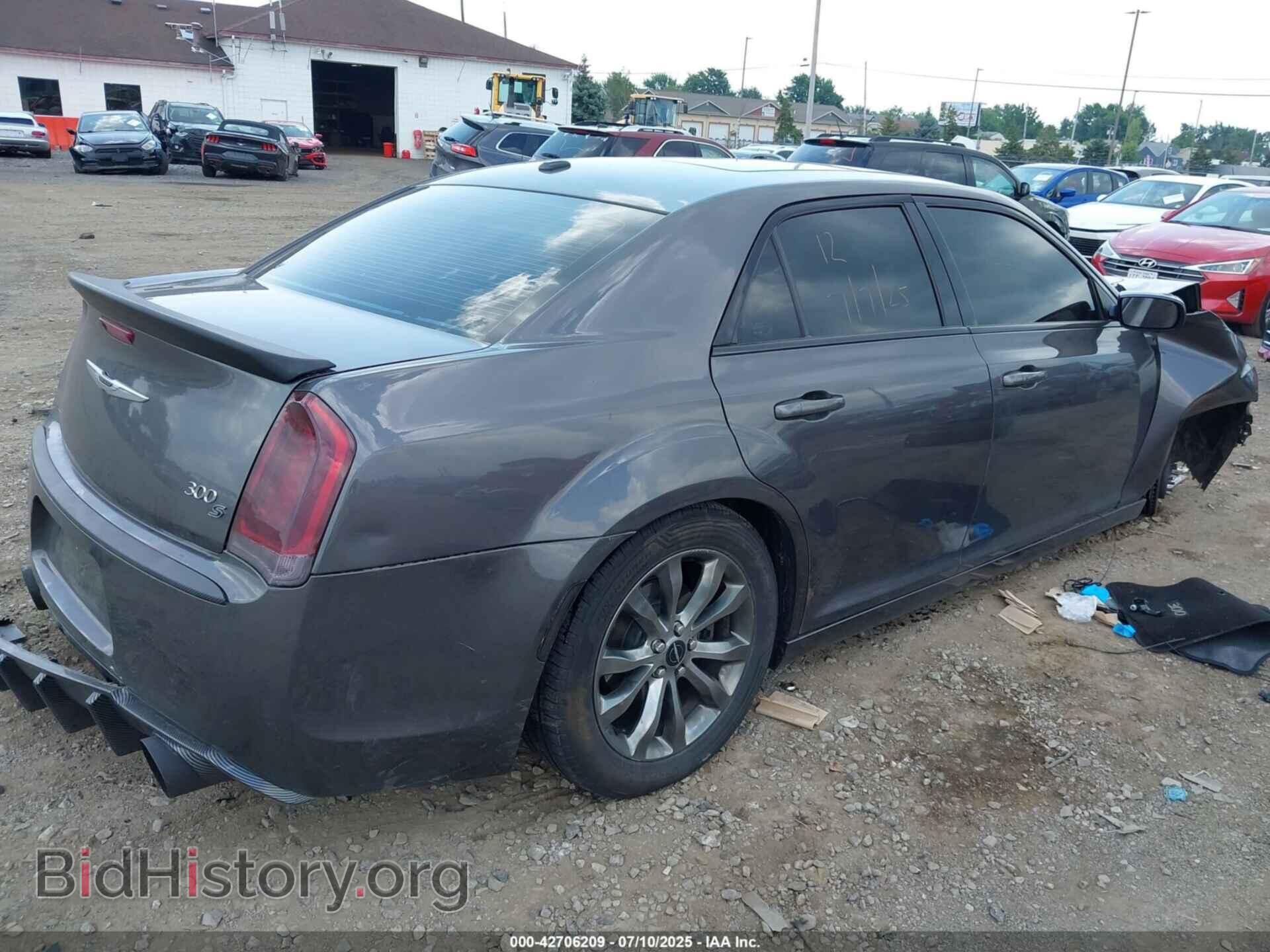 2014 CHRYSLER 300 - VIN: 2C3CCAGG0EH357179 - Фото 4