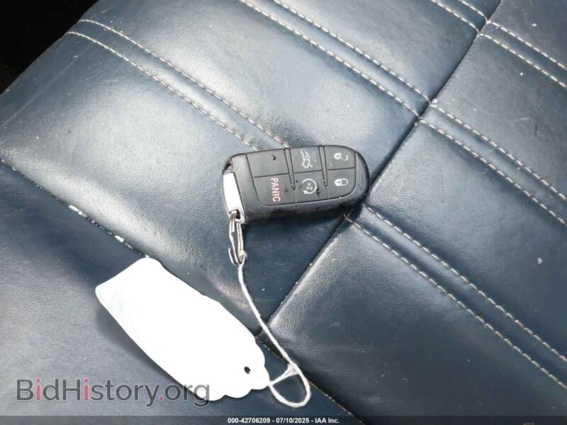 2014 Chrysler 300 (VIN 2C3CCAGG0EH357179) — фото 10 из 15