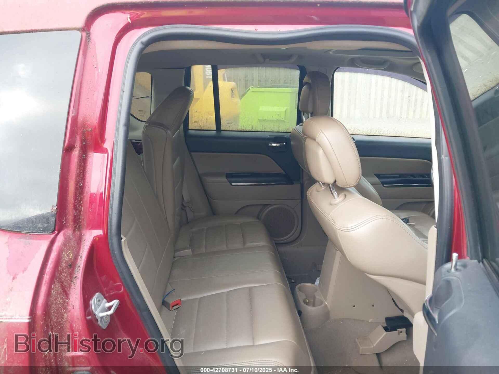 2011 JEEP COMPASS - VIN: 1J4NF5FB3BD158459 - Photo 8