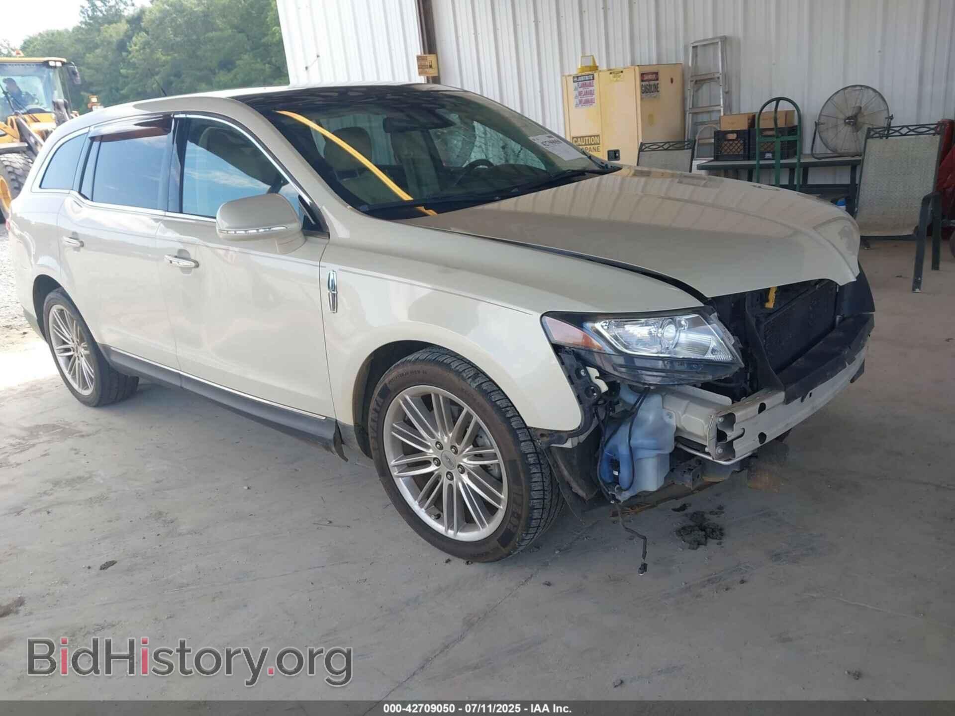 Photo 2LMHJ5AT4FBL01741 - LINCOLN MKT 2015