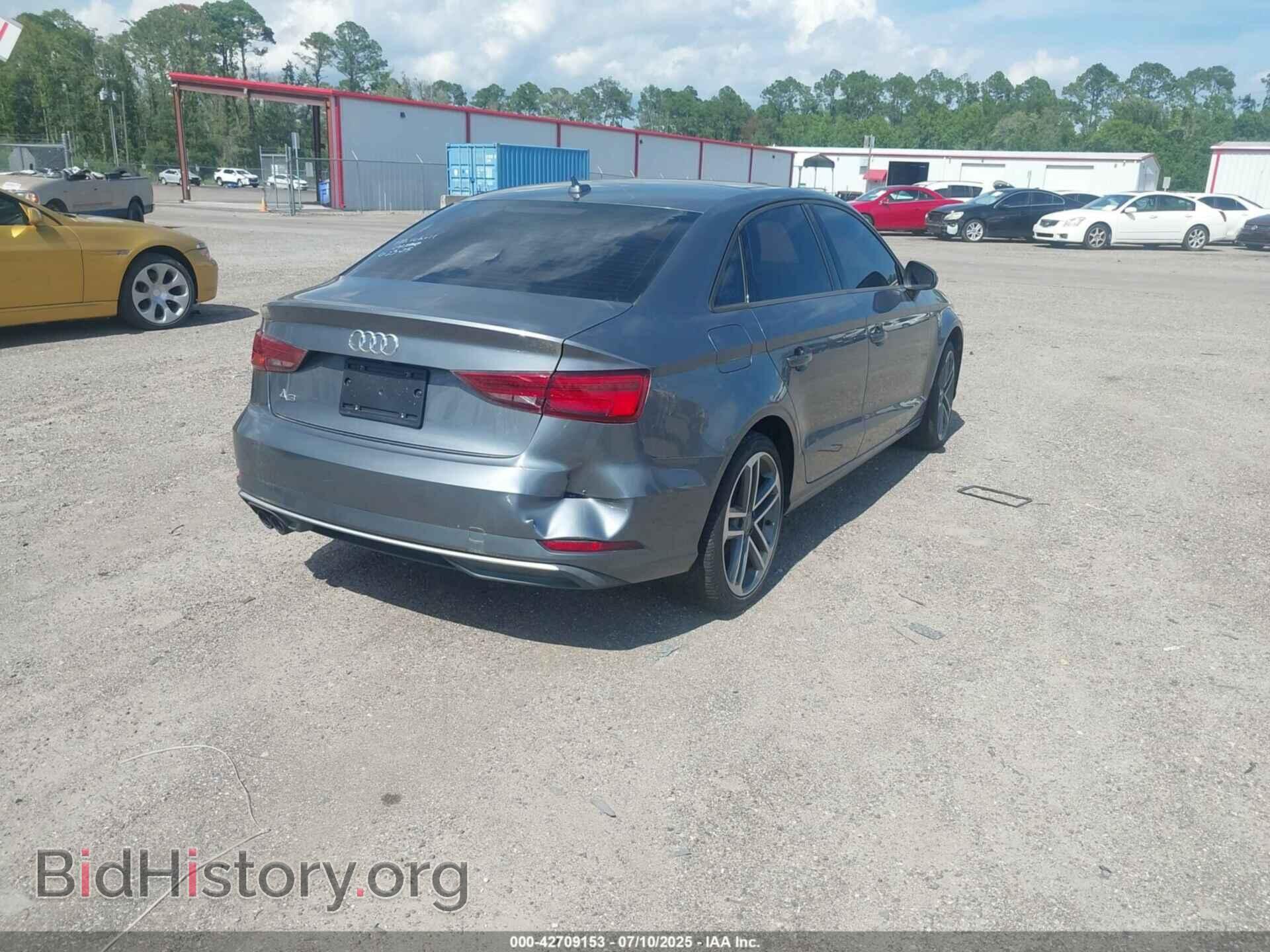 2017 AUDI A3 - VIN: WAUAUGFF7H1056291 - Фото 4