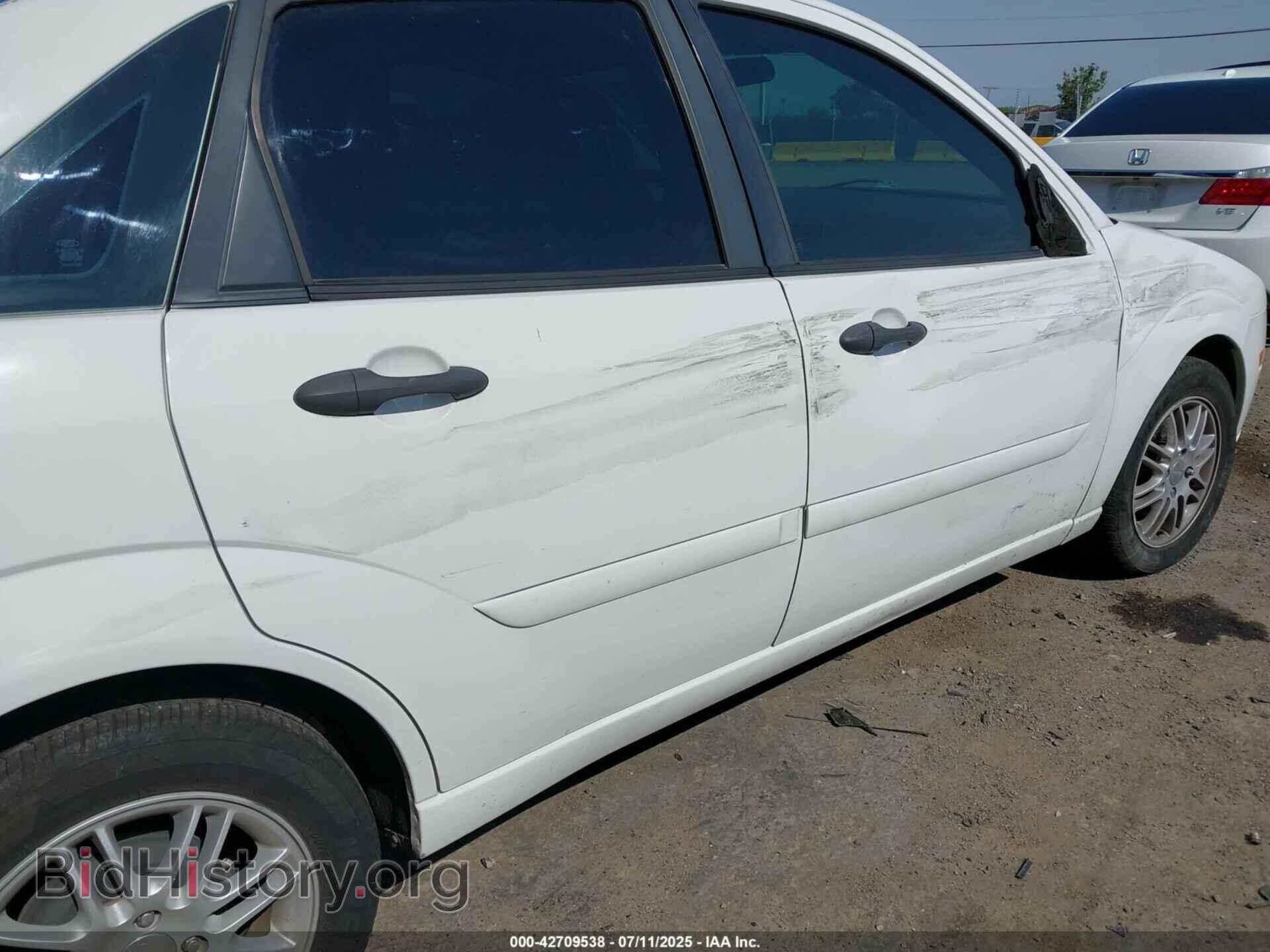 2007 FORD FOCUS - VIN: 1FAFP34N57W302314 - Фото 6