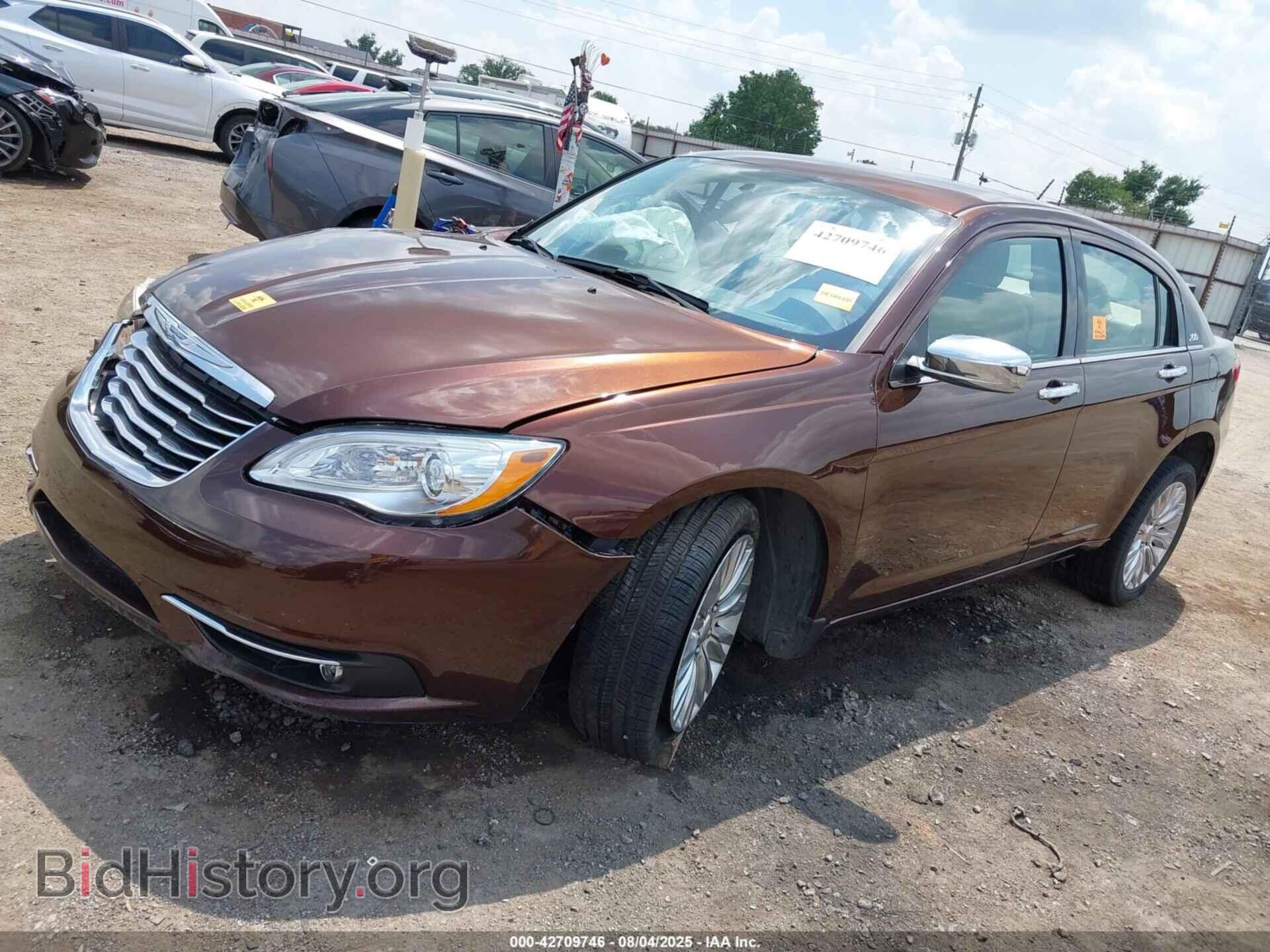 2012 CHRYSLER 200 - VIN: 1C3CCBCG0CN221988 - Фото 2