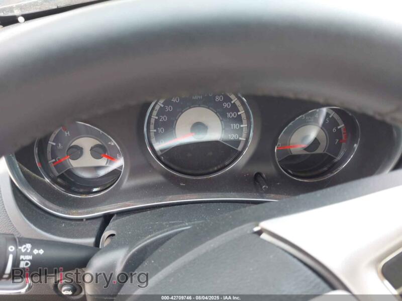 2012 Chrysler 200 (VIN 1C3CCBCG0CN221988) — фото 7 из 16