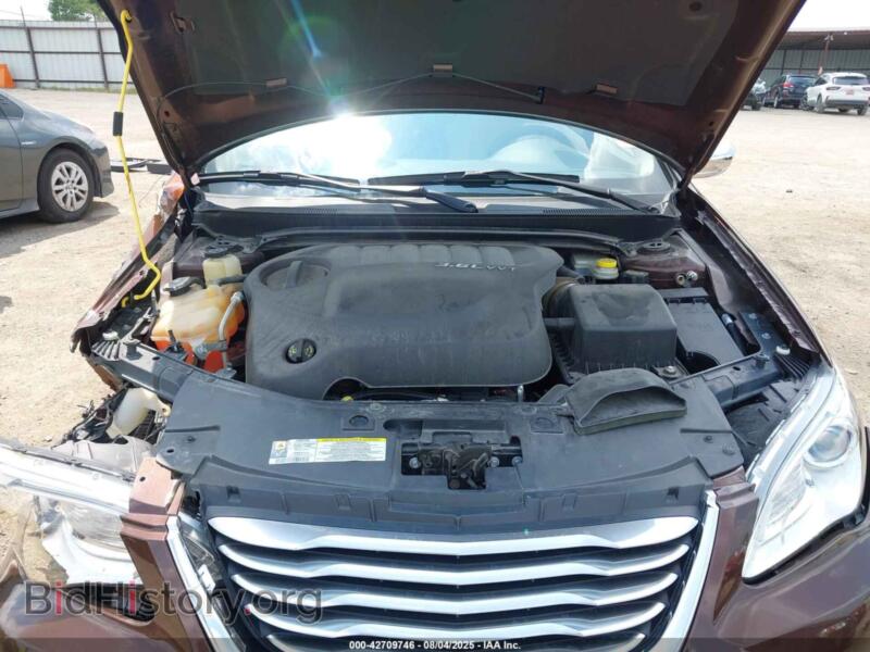 2012 Chrysler 200 (VIN 1C3CCBCG0CN221988) — фото 10 из 16