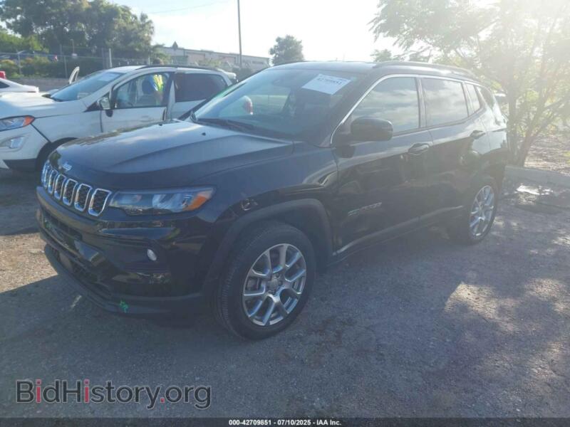 2024 Jeep COMPASS (VIN 3C4NJDFN6RT105235) — фото 2 из 16
