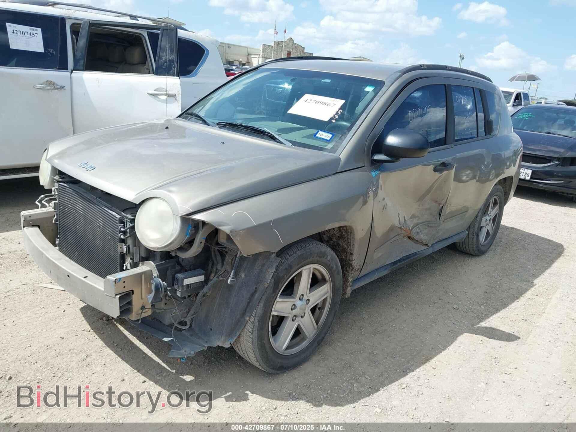 2008 JEEP COMPASS - VIN: 1J8FT47048D603481 - Фото 2