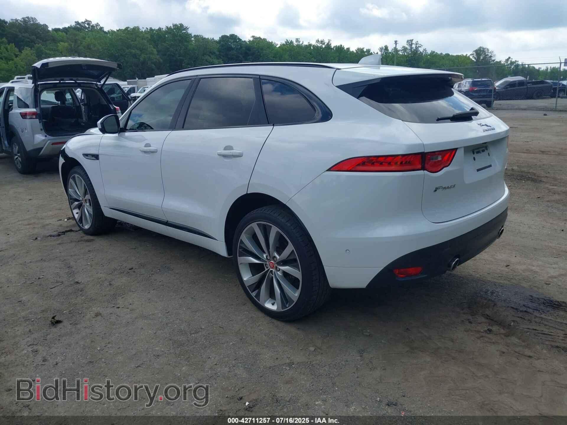 2017 JAGUAR F-PACE - VIN: SADCL2BV5HA064702 - Фото 3