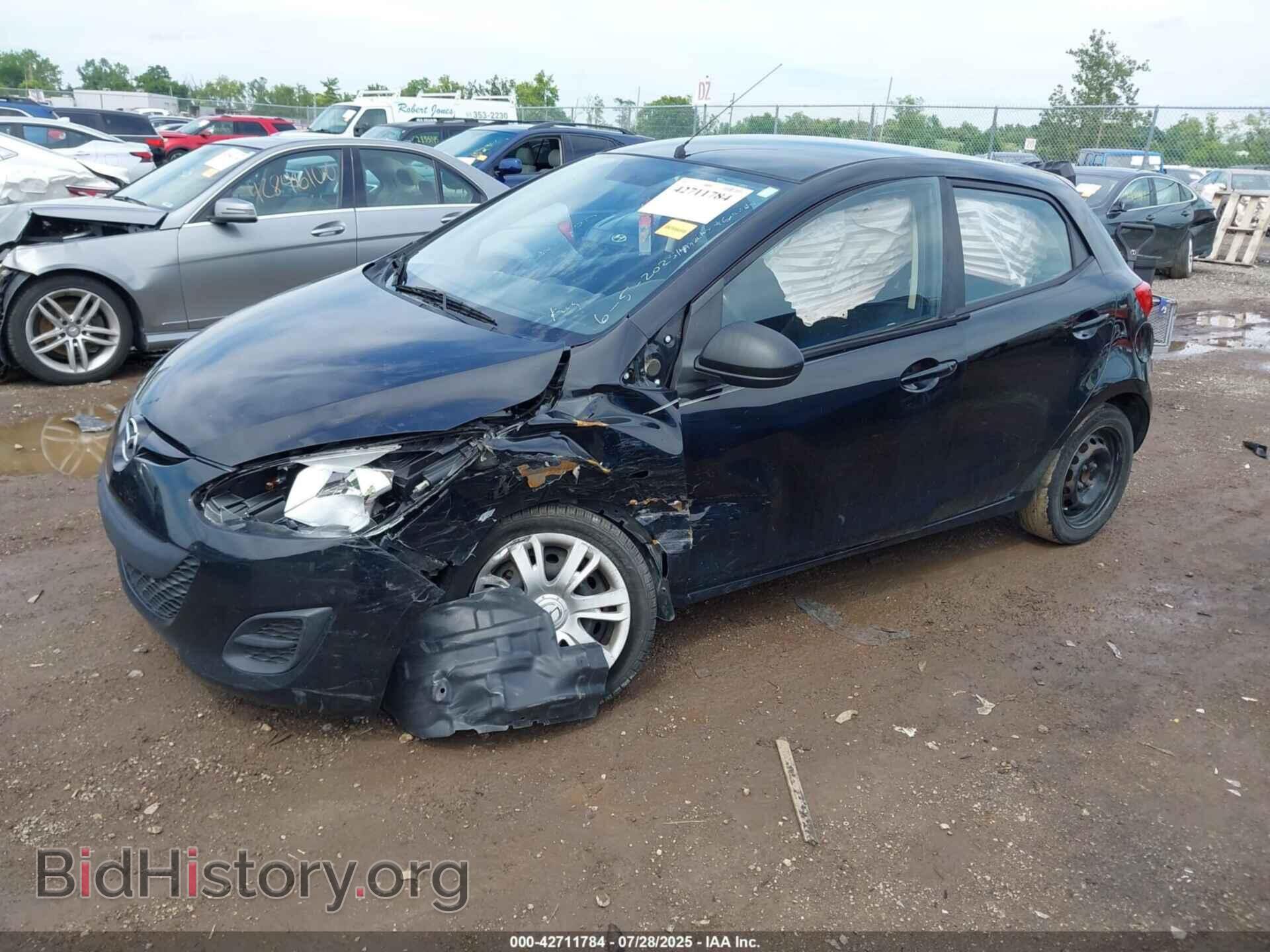 2012 MAZDA MAZDA2 - VIN: JM1DE1KY2C0148702 - Фото 2