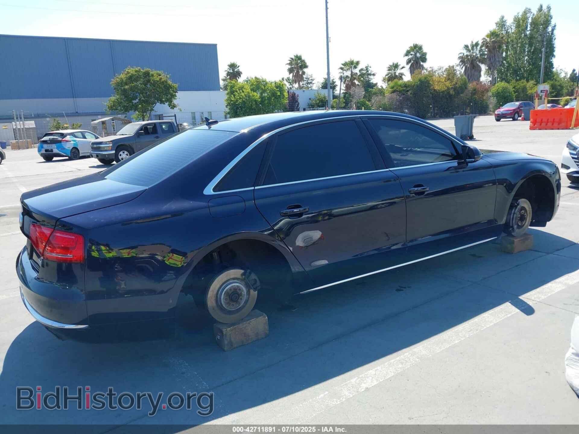 2012 AUDI A8 L - VIN: WAURVAFD4CN016182 - Photo 4