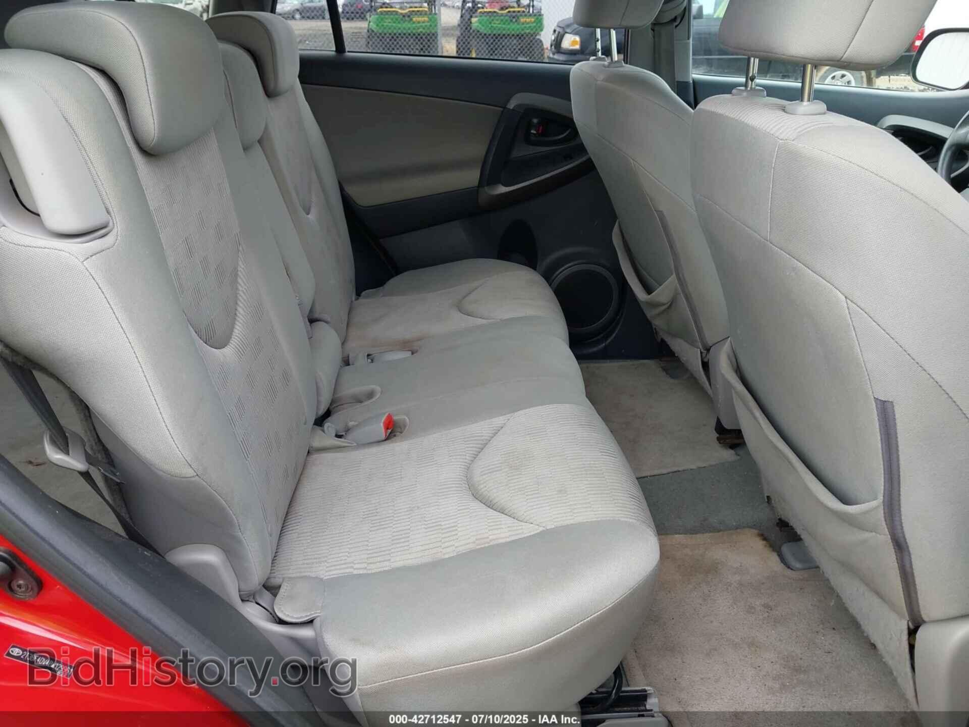 2011 TOYOTA RAV4 - VIN: 2T3BF4DV4BW129961 - Фото 8