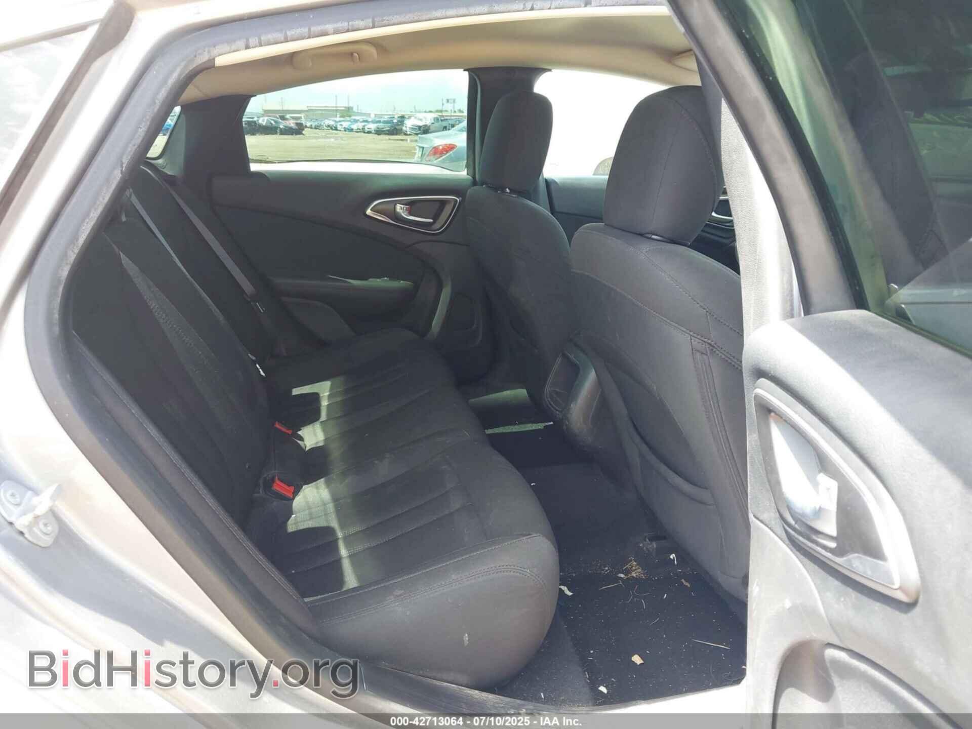 2016 CHRYSLER 200 - VIN: 1C3CCCFB2GN182719 - Фото 8