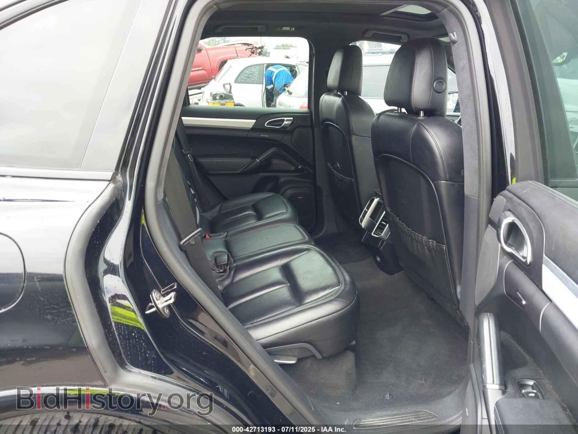 2016 PORSCHE CAYENNE - VIN: WP1AD2A20GLA77947 - Фото 8