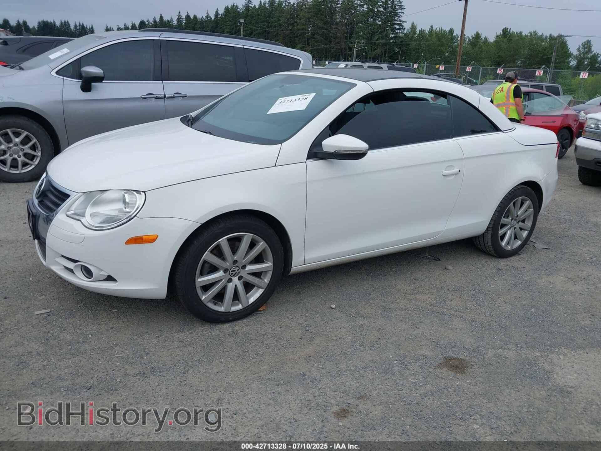 2009 VOLKSWAGEN EOS - VIN: WVWBA71F09V011663 - Photo 2