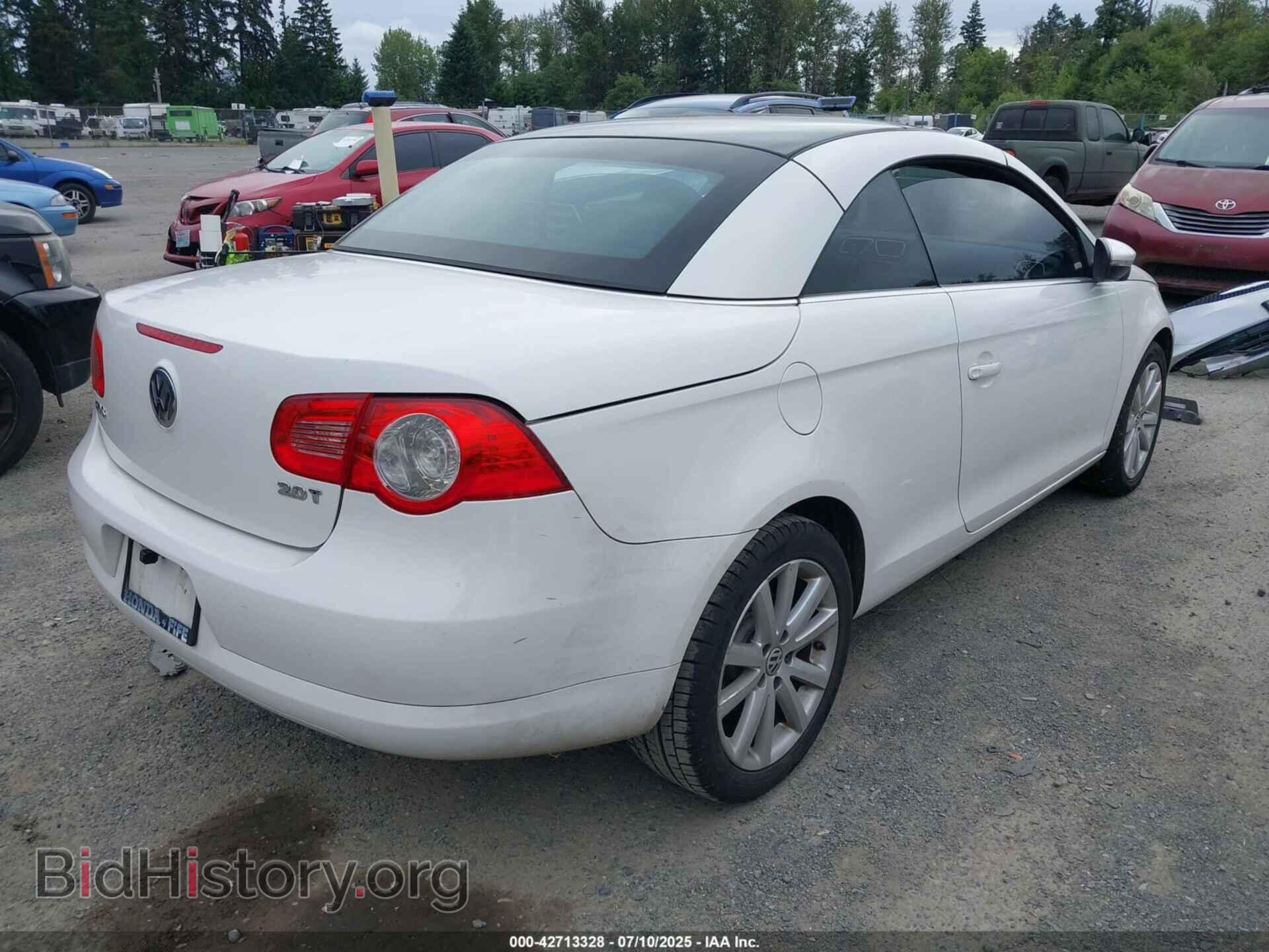 2009 VOLKSWAGEN EOS - VIN: WVWBA71F09V011663 - Photo 4
